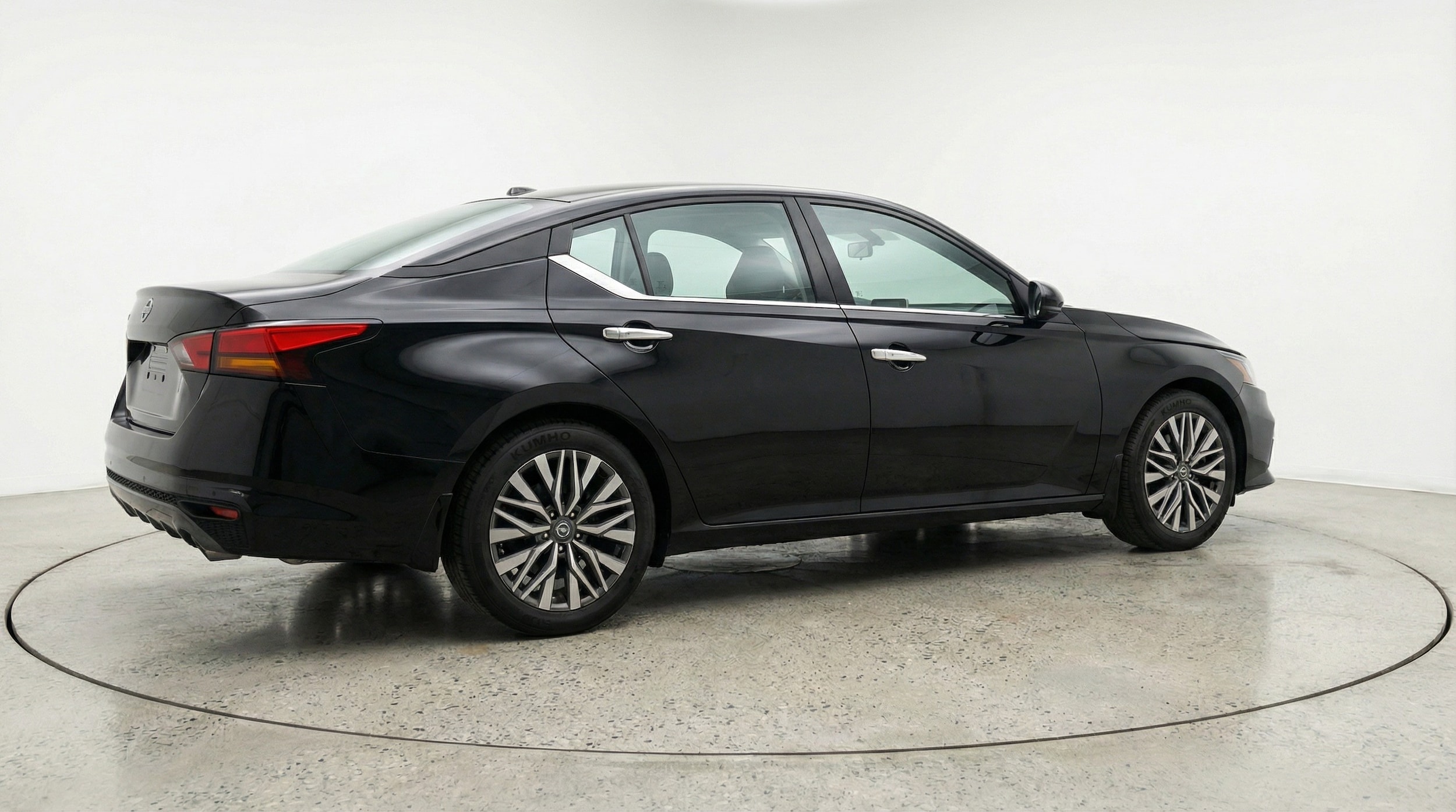 Thumbnail: 2025 Nissan Altima - 7