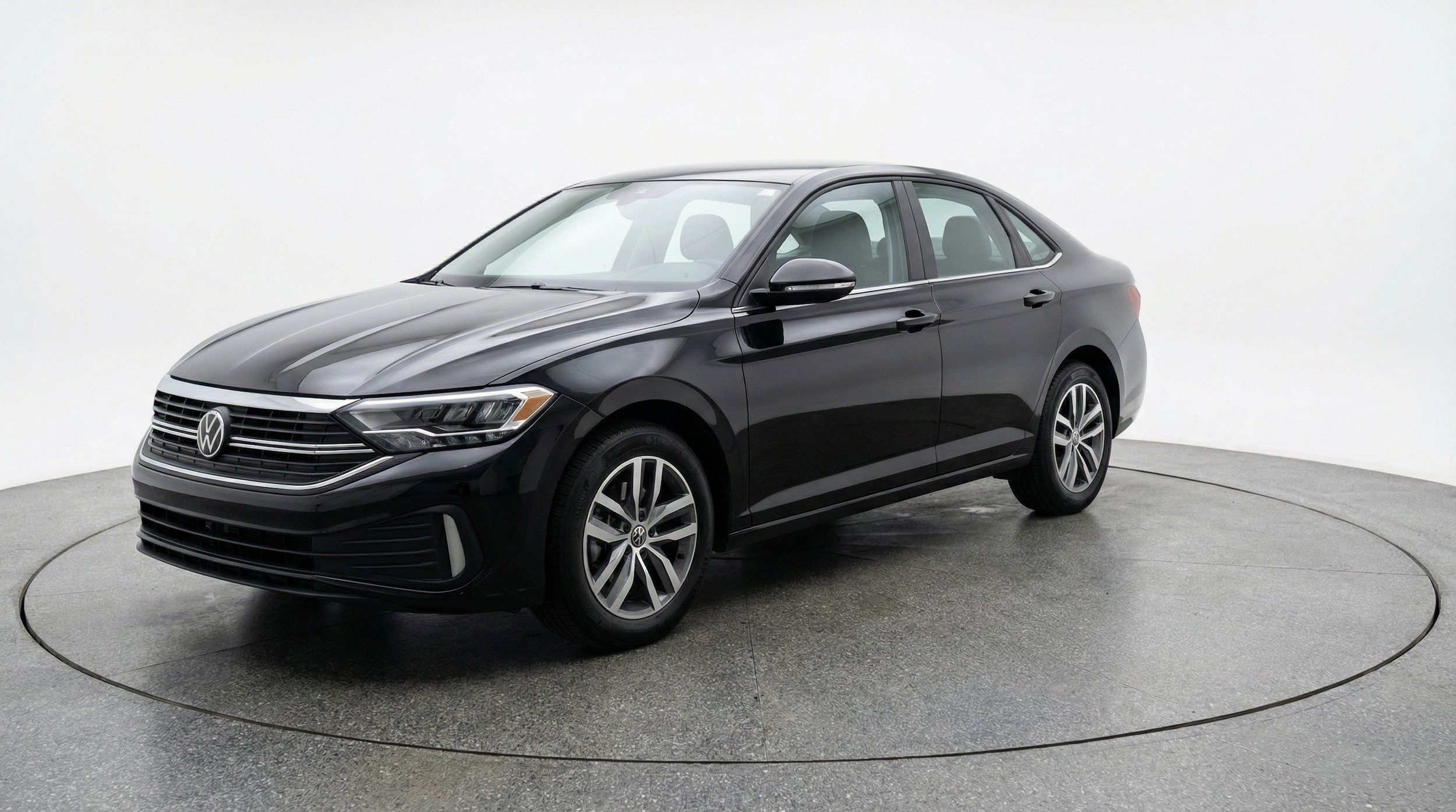 Thumbnail: 2025 Volkswagen Jetta - 3