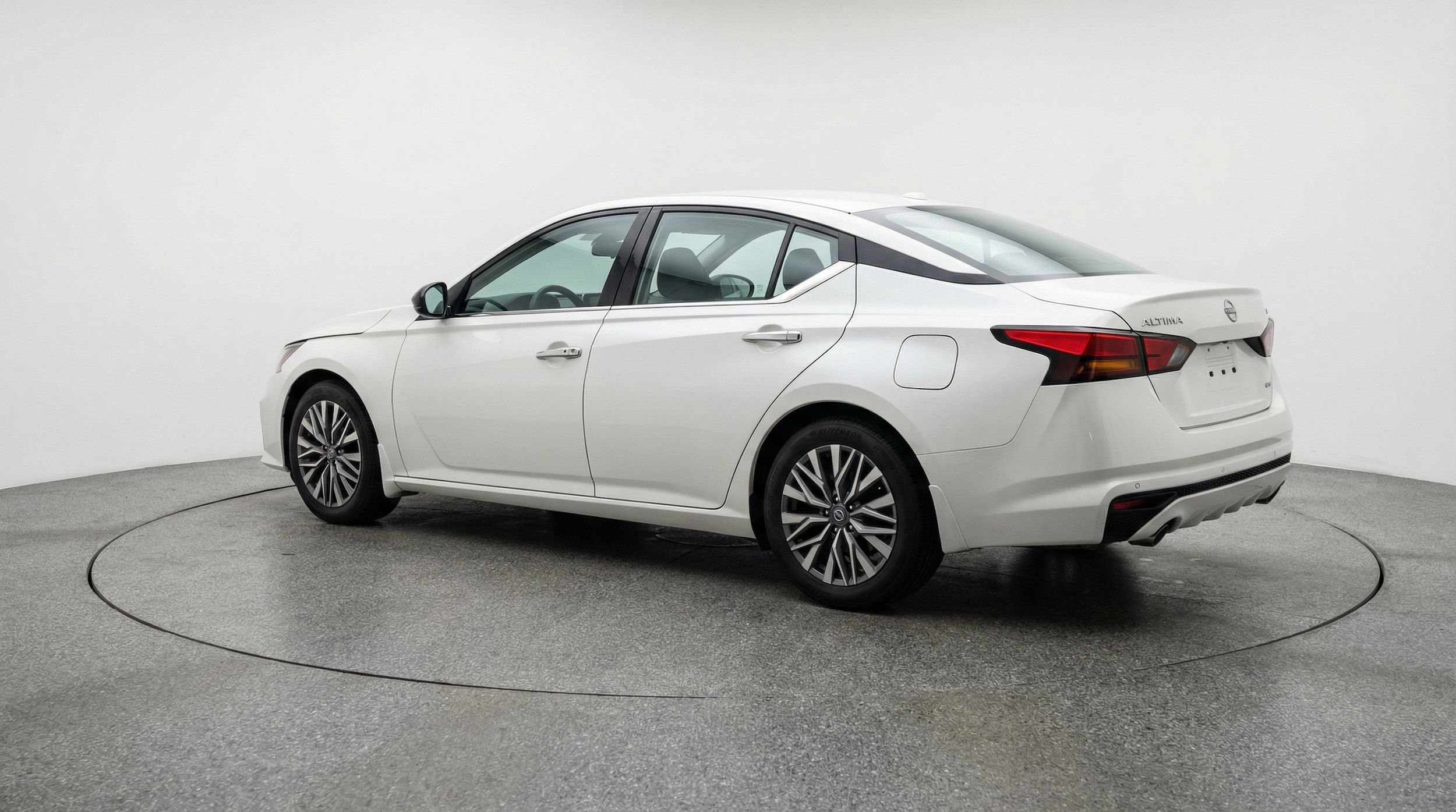 Thumbnail: 2025 Nissan Altima - 6