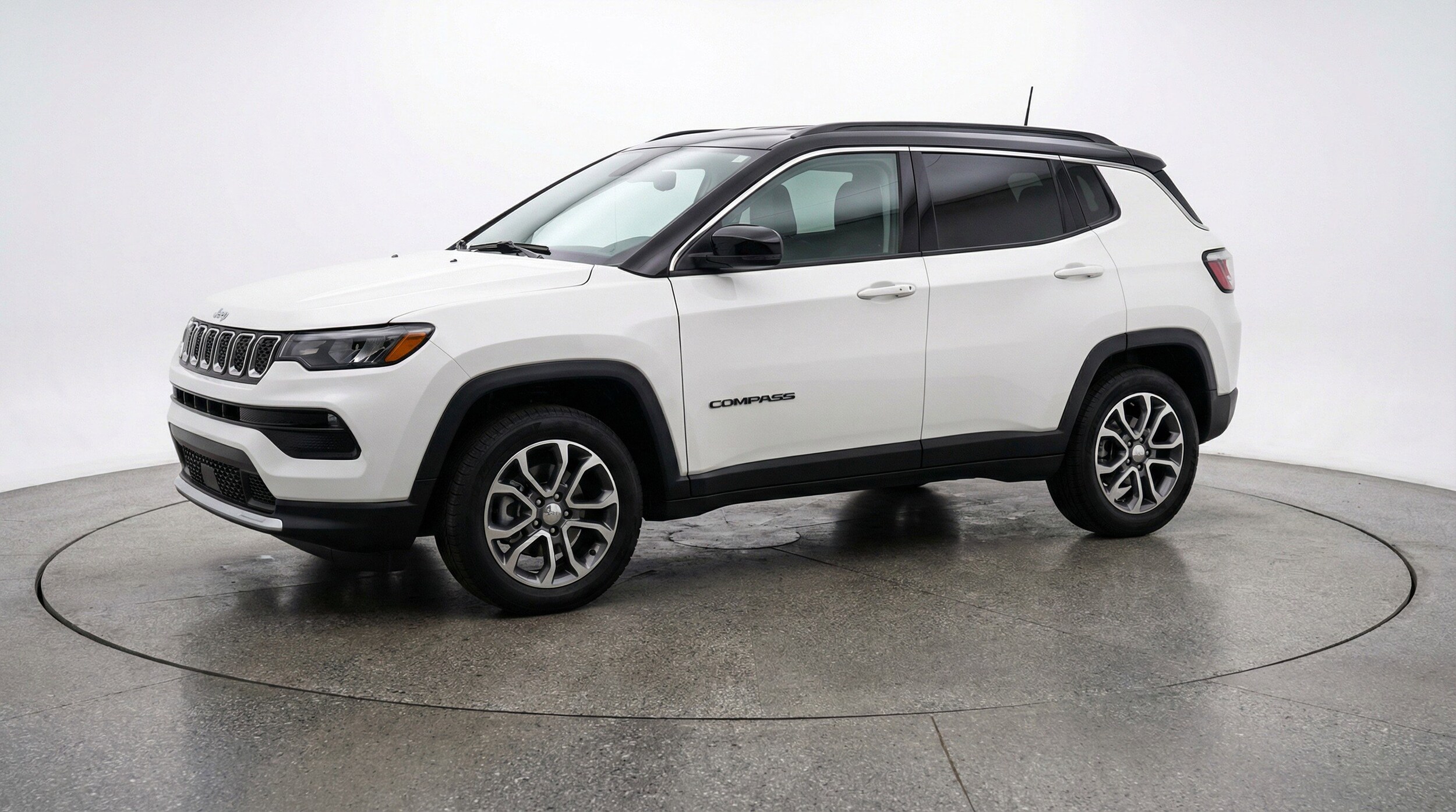 Thumbnail: 2025 Jeep Compass - 3