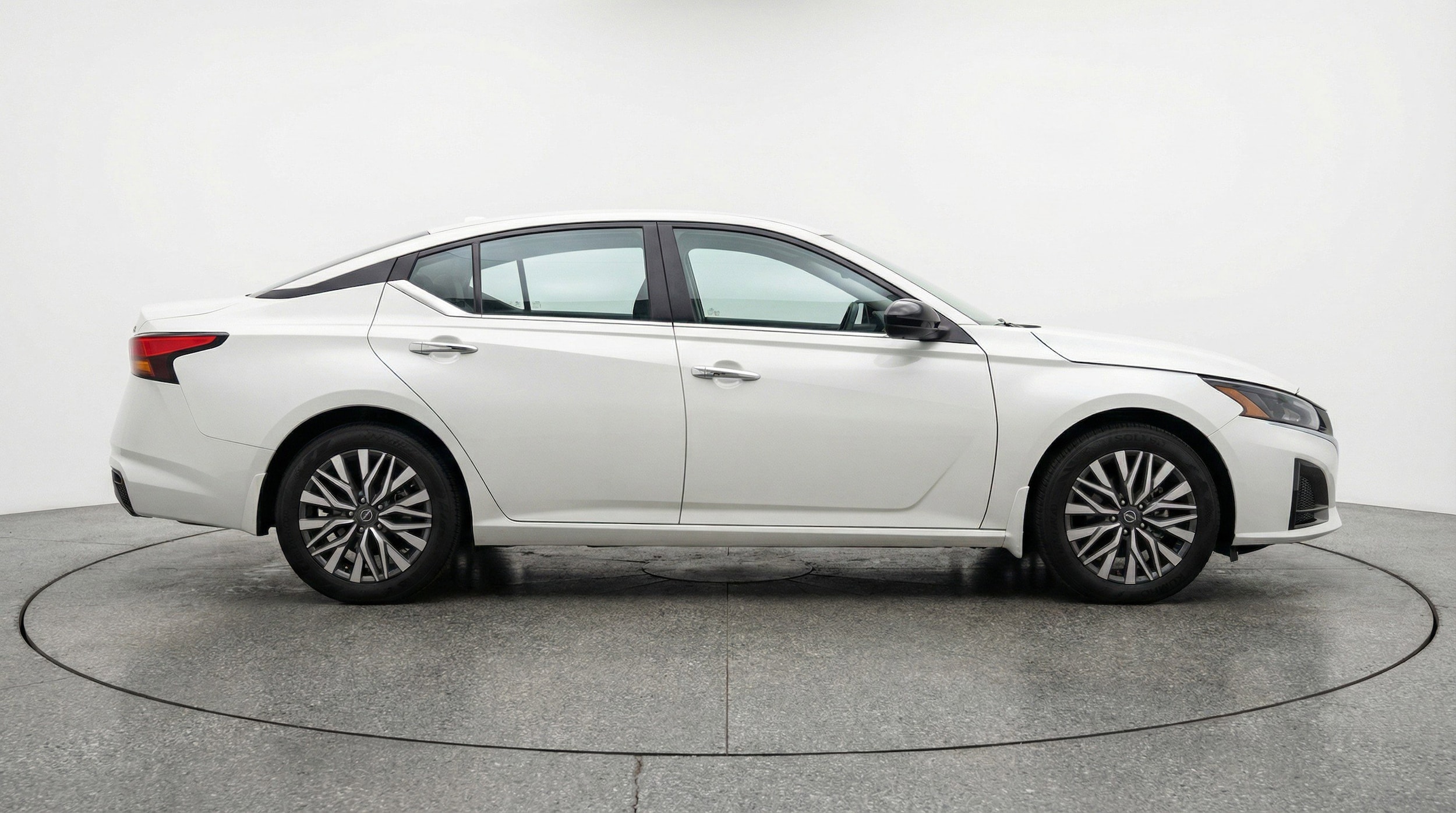 Thumbnail: 2025 Nissan Altima - 11