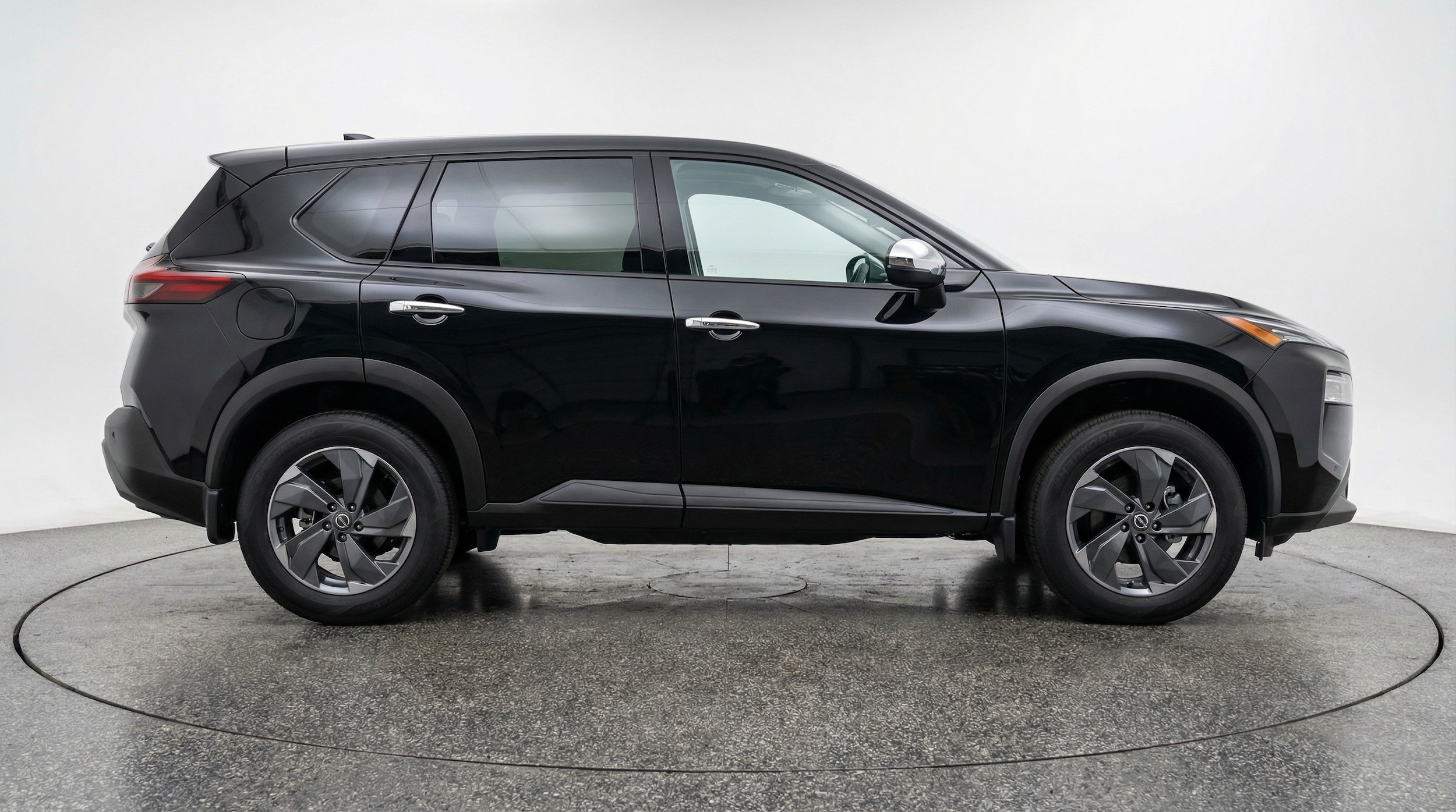 Thumbnail: 2025 Nissan Rogue - 8