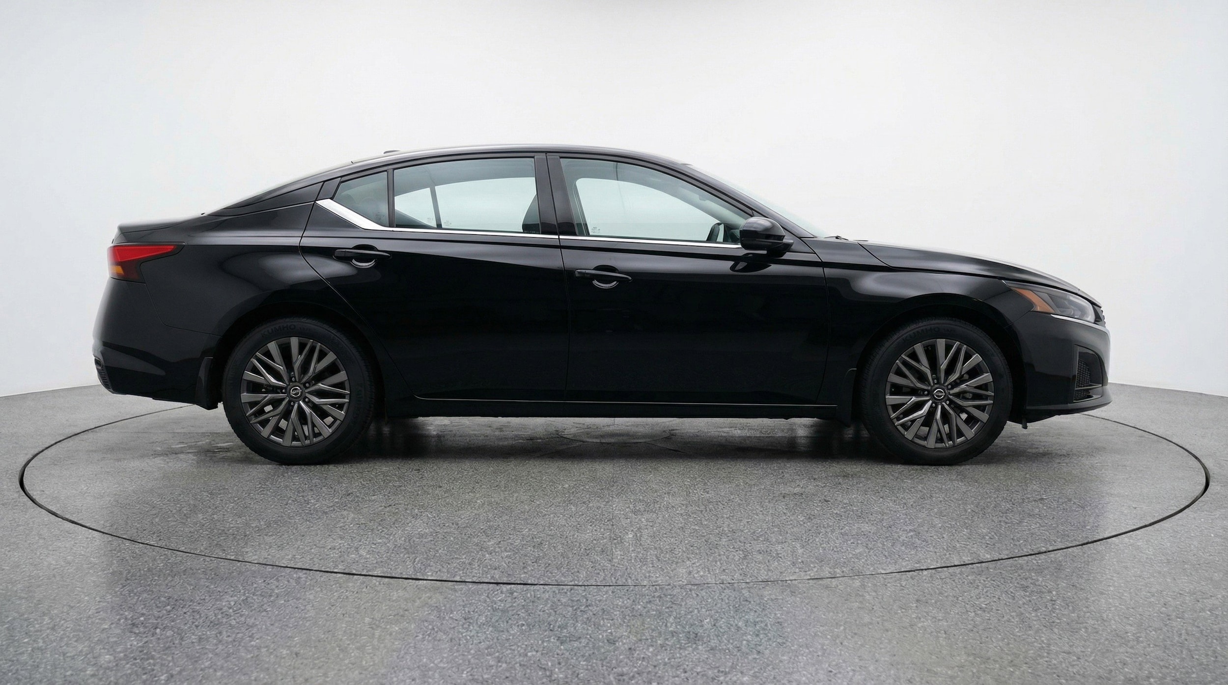 Thumbnail: 2025 Nissan Altima - 11