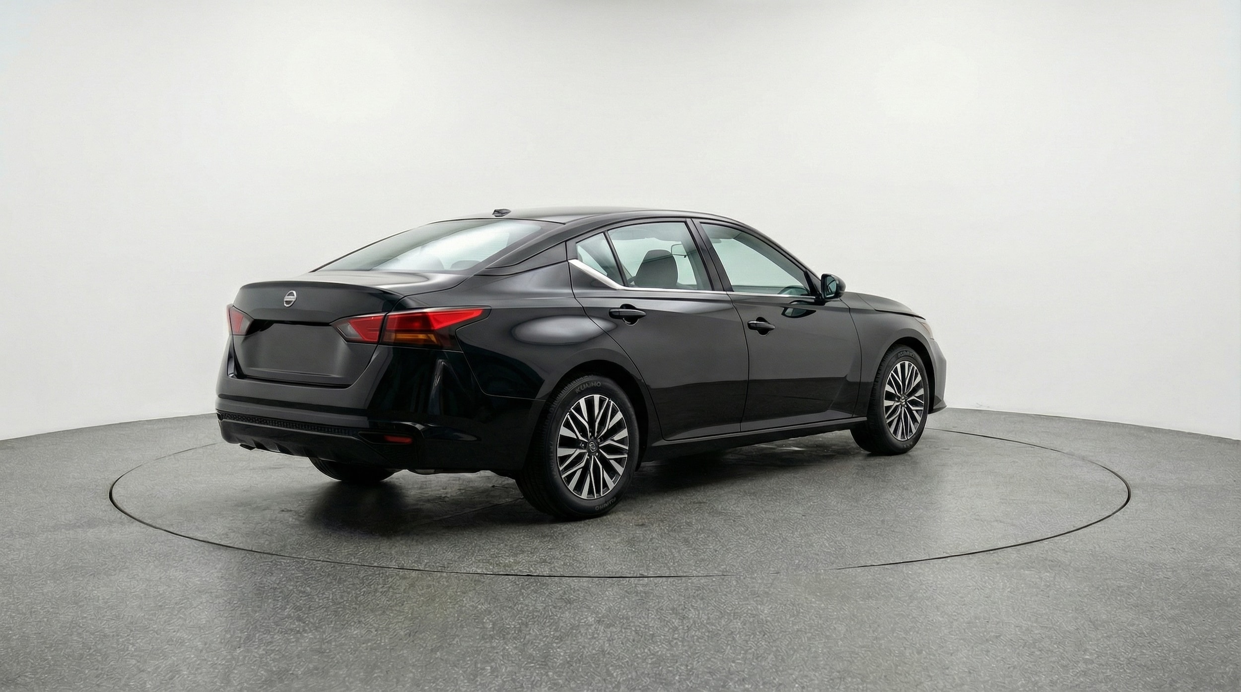 Thumbnail: 2025 Nissan Altima - 7