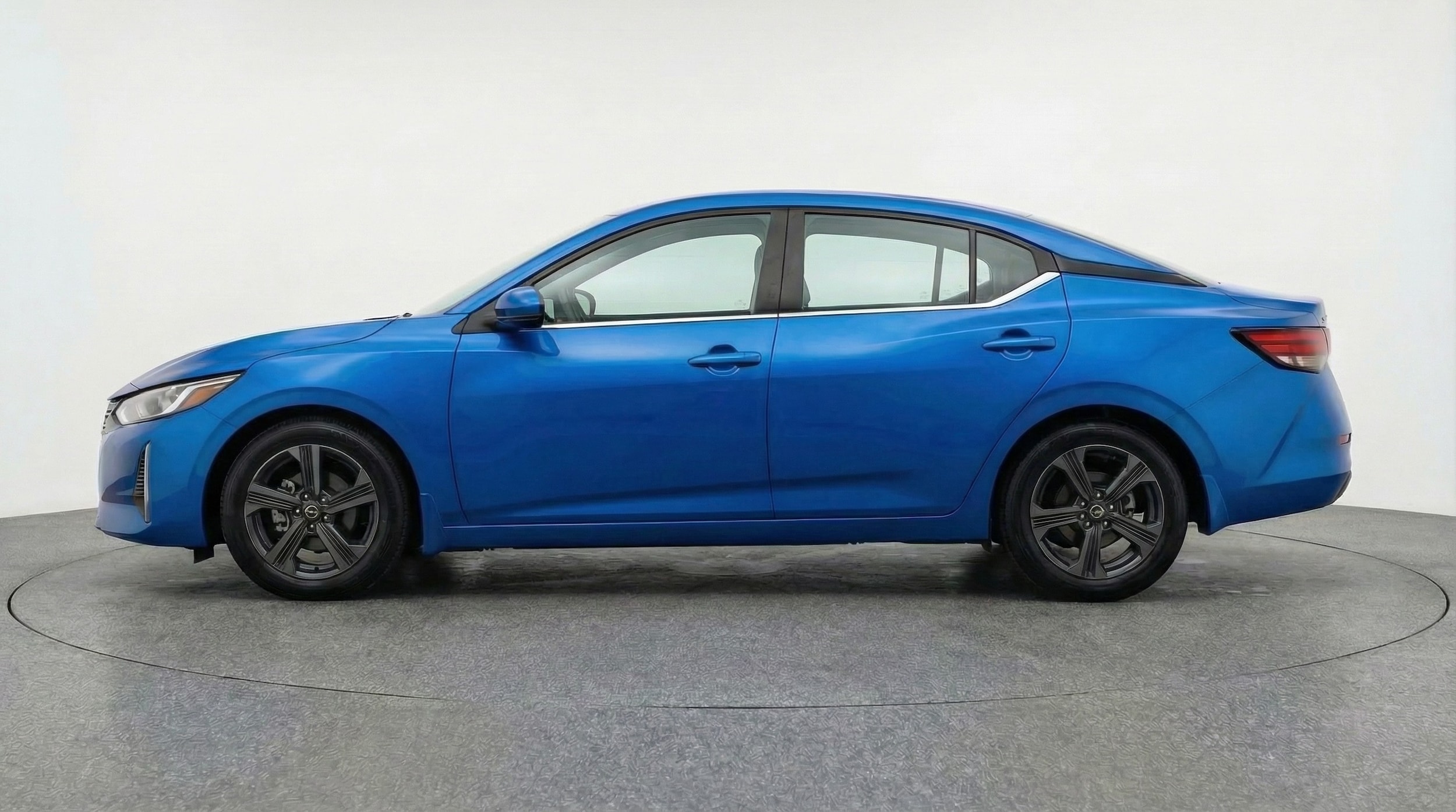 Thumbnail: 2025 Nissan Sentra - 4