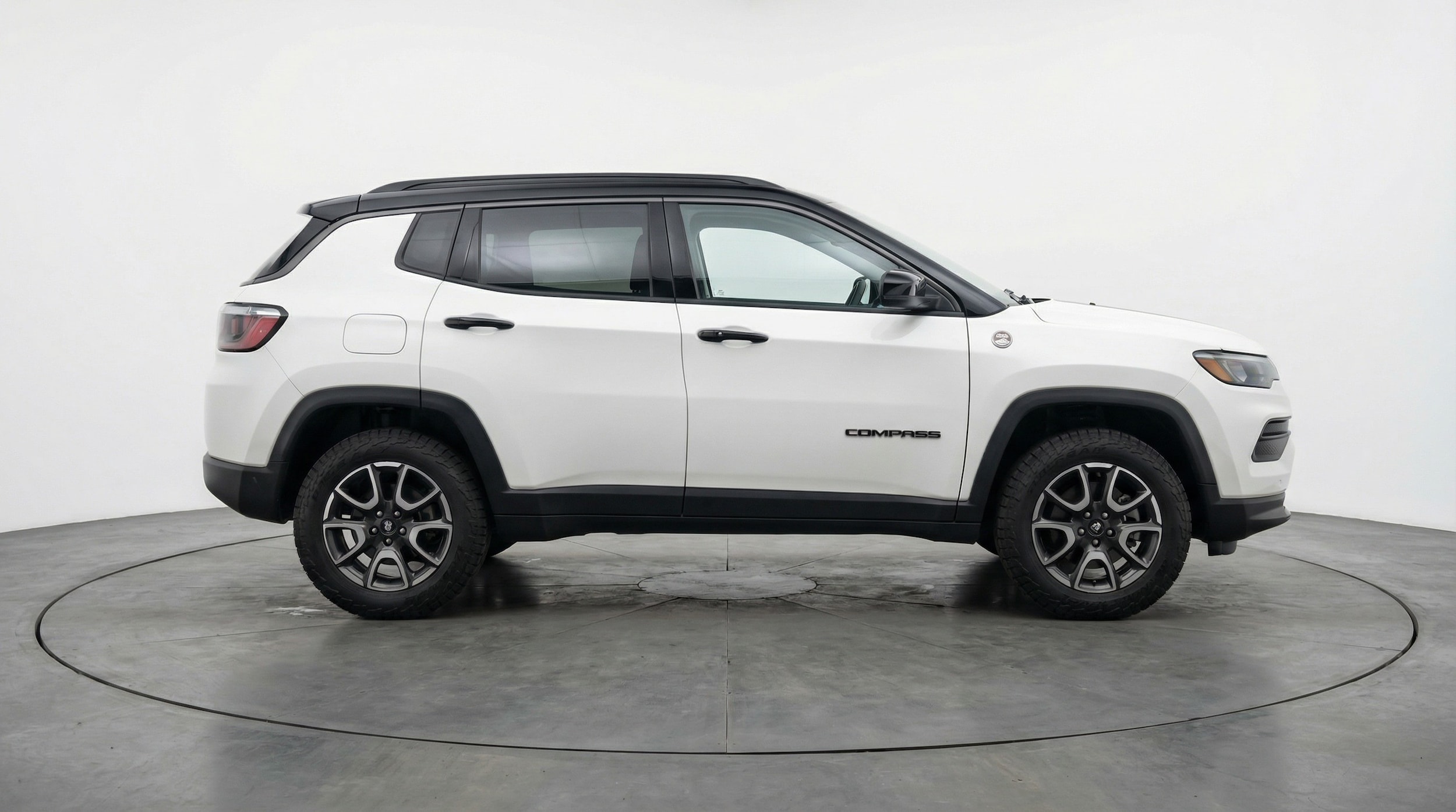 Thumbnail: 2025 Jeep Compass - 8