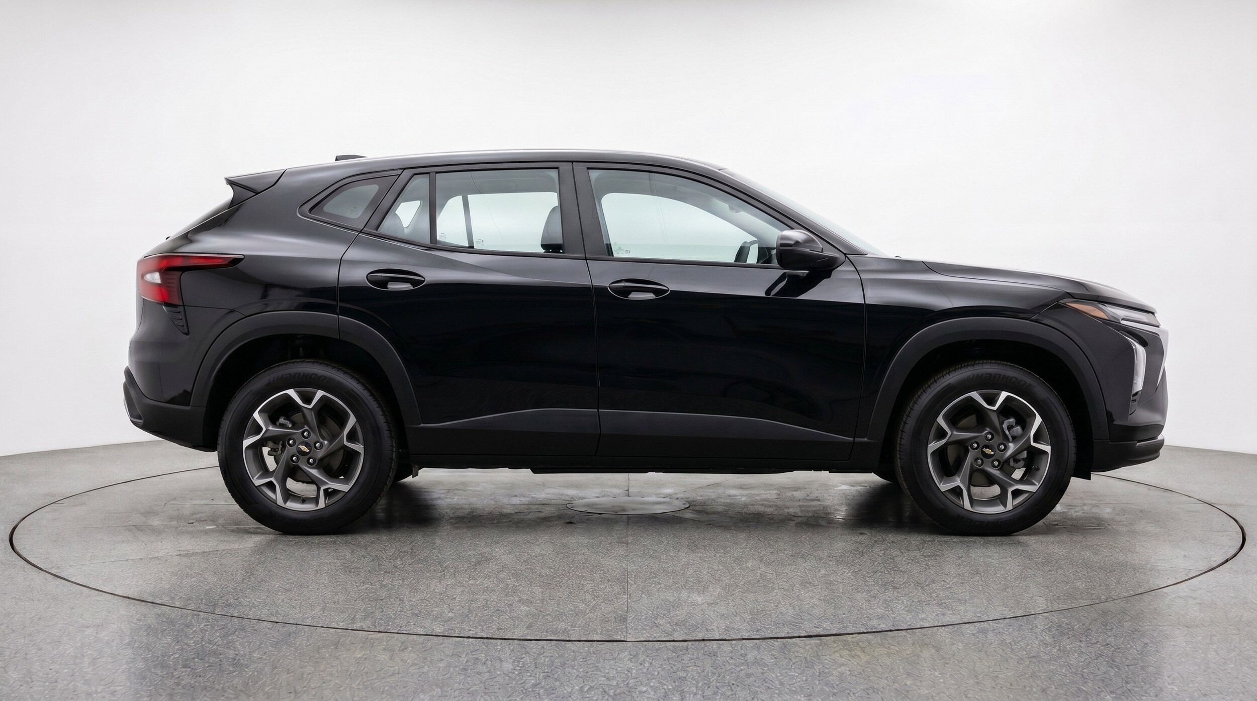 Thumbnail: 2025 Chevrolet Trax - 11