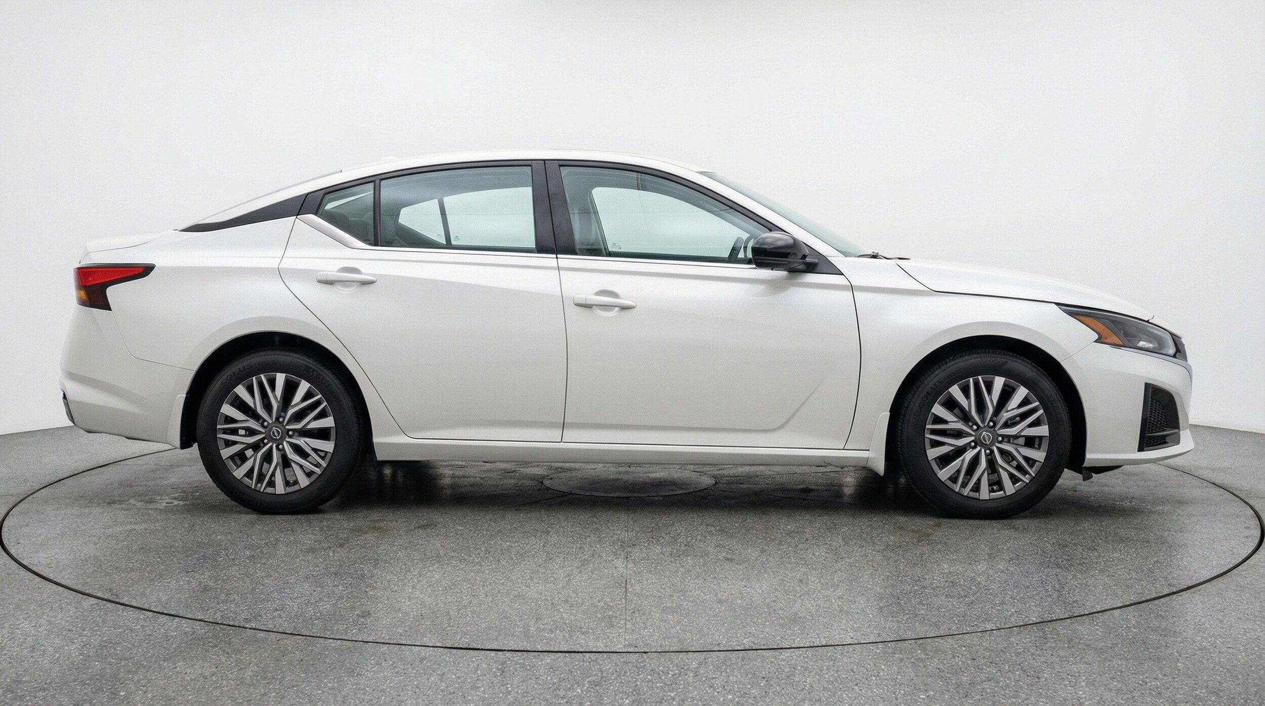 Thumbnail: 2025 Nissan Altima - 11