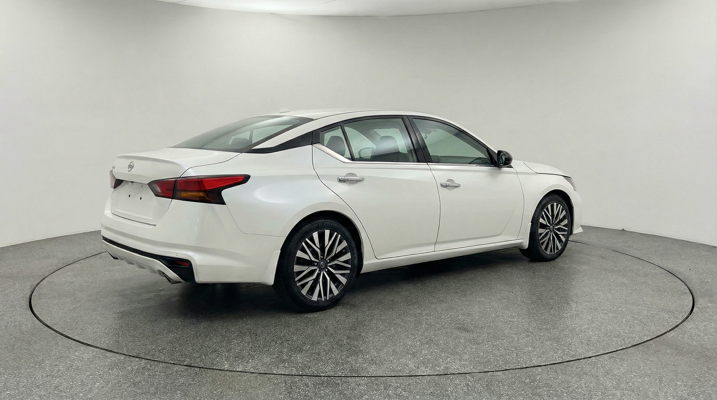 Thumbnail: 2025 Nissan Altima - 7