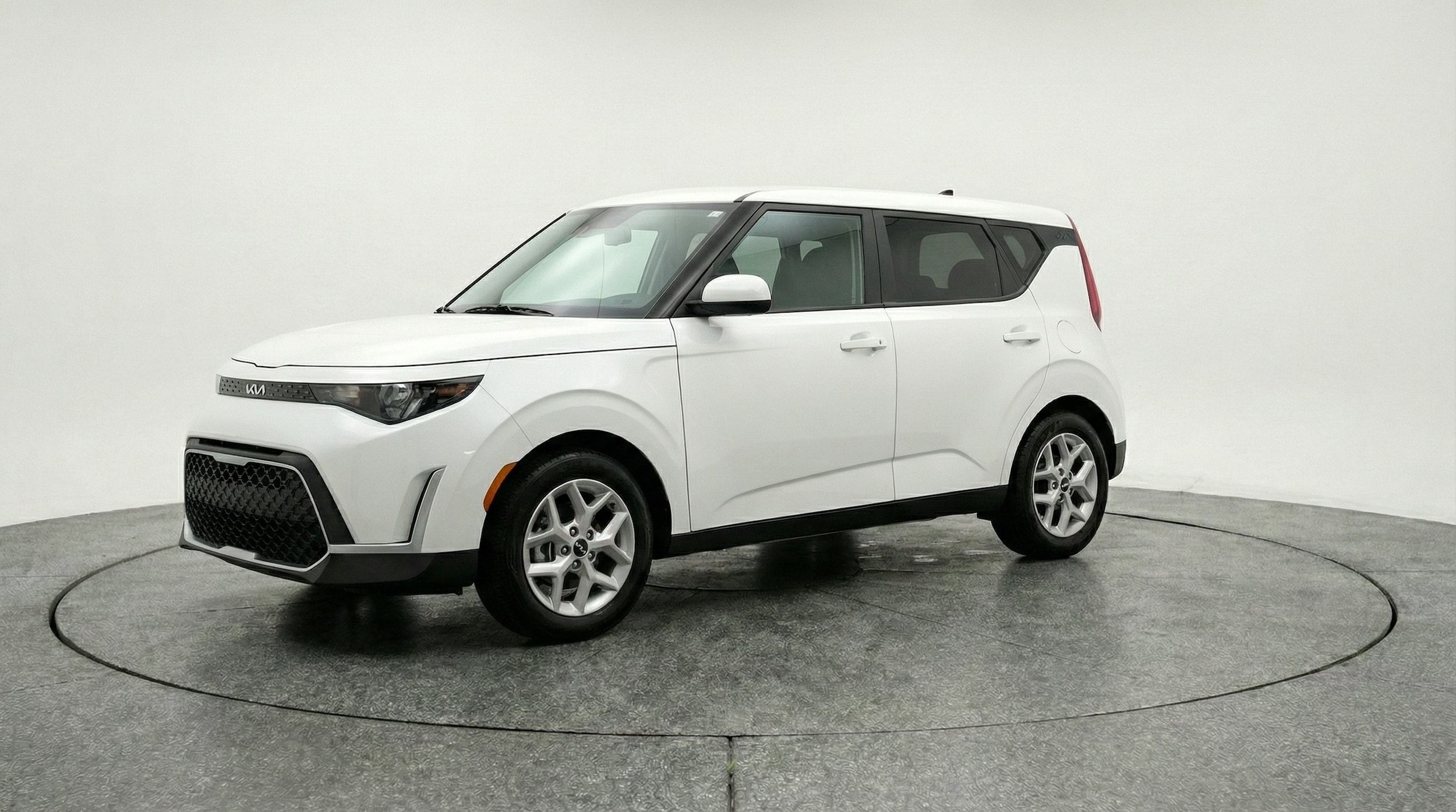 Thumbnail: 2025 Kia Soul - 3