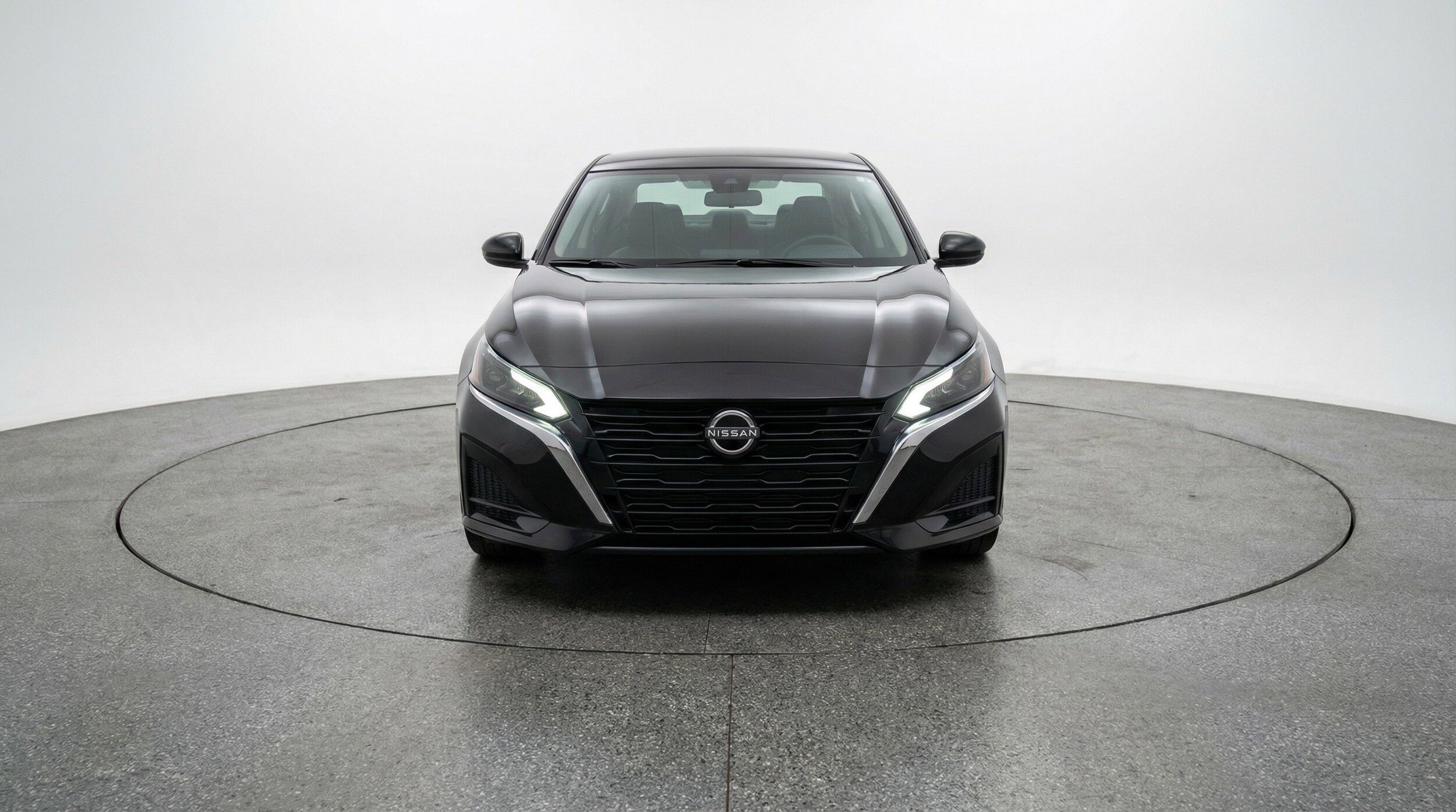 Thumbnail: 2025 Nissan Altima - 2