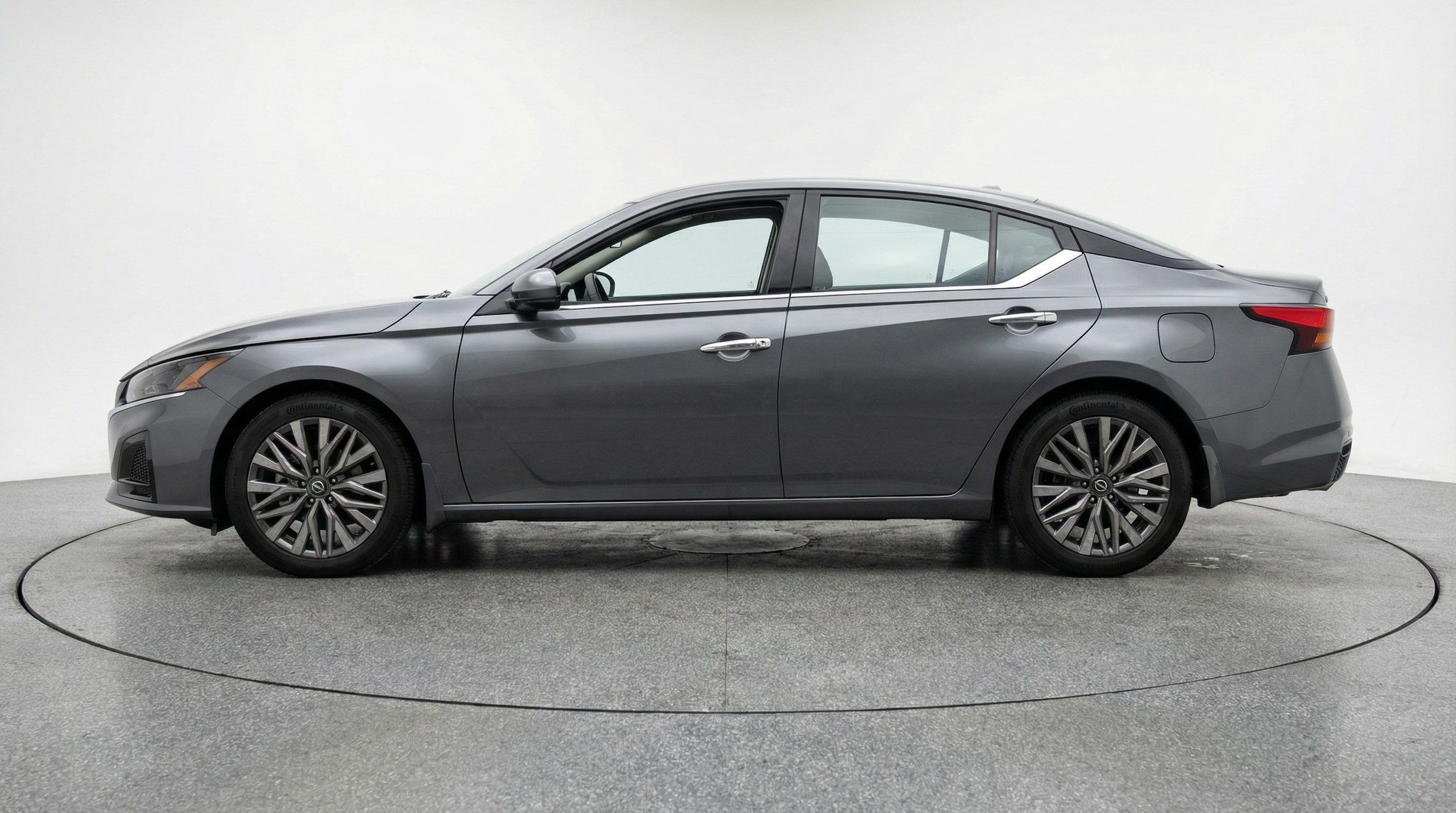 Thumbnail: 2025 Nissan Altima - 4