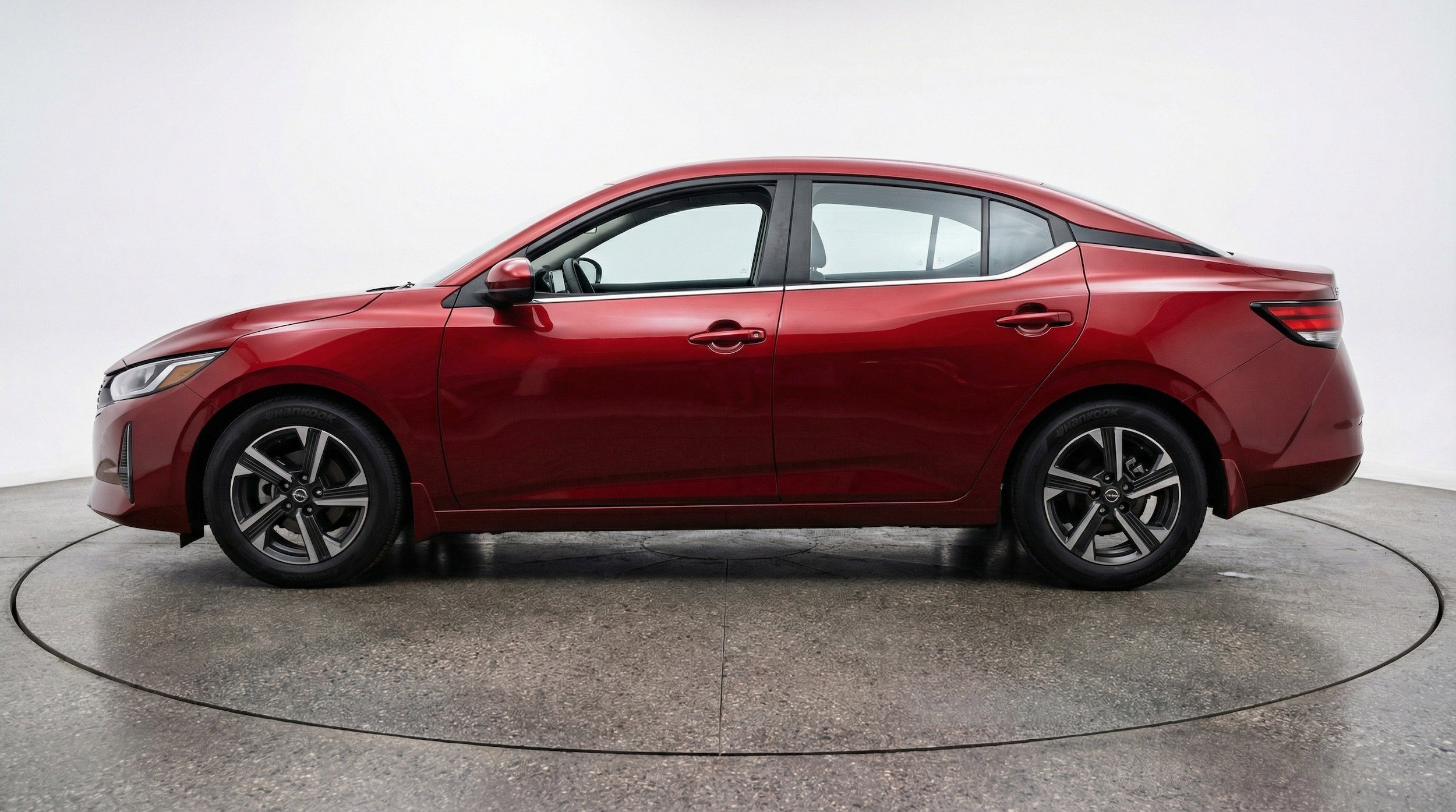 Thumbnail: 2025 Nissan Sentra - 5