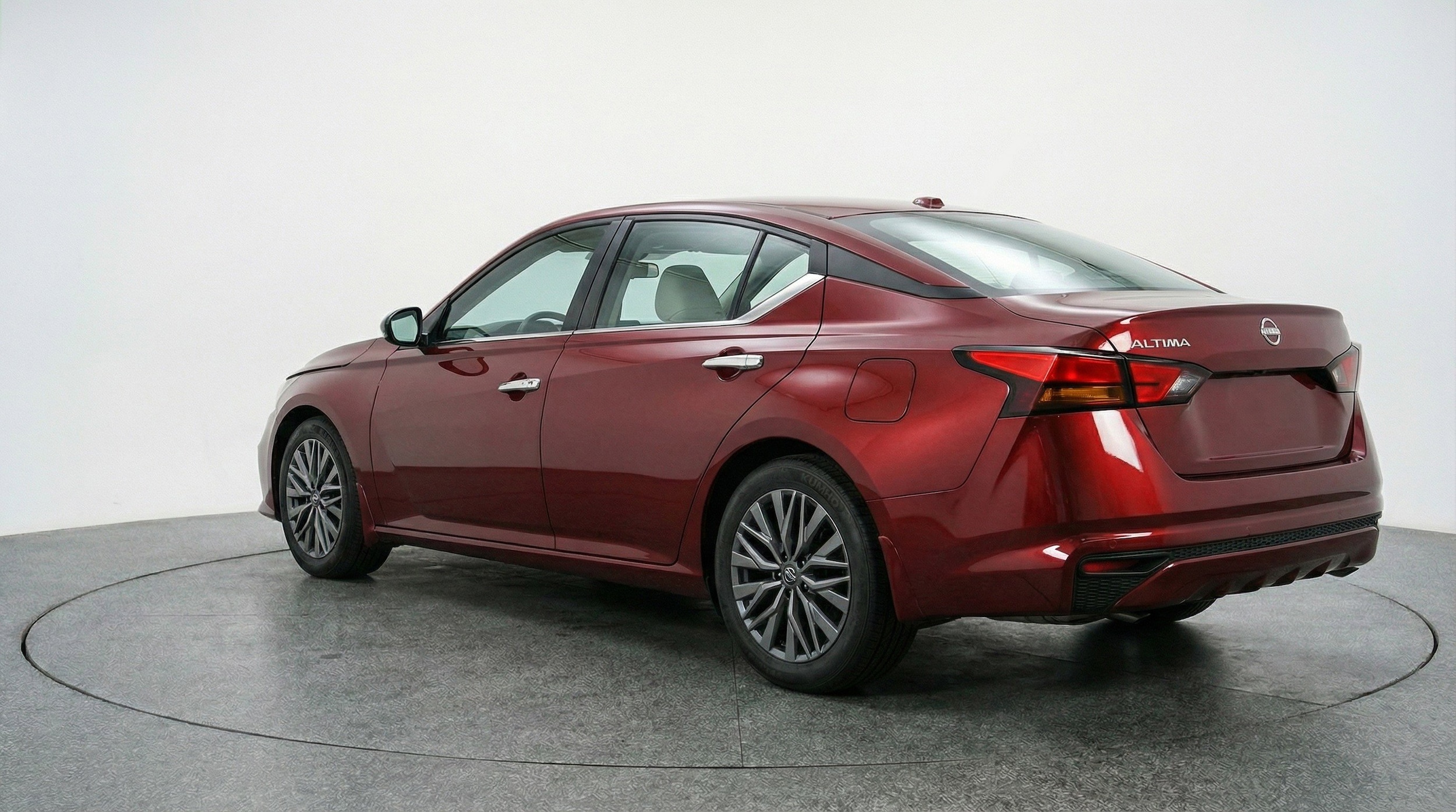 Thumbnail: 2025 Nissan Altima - 6