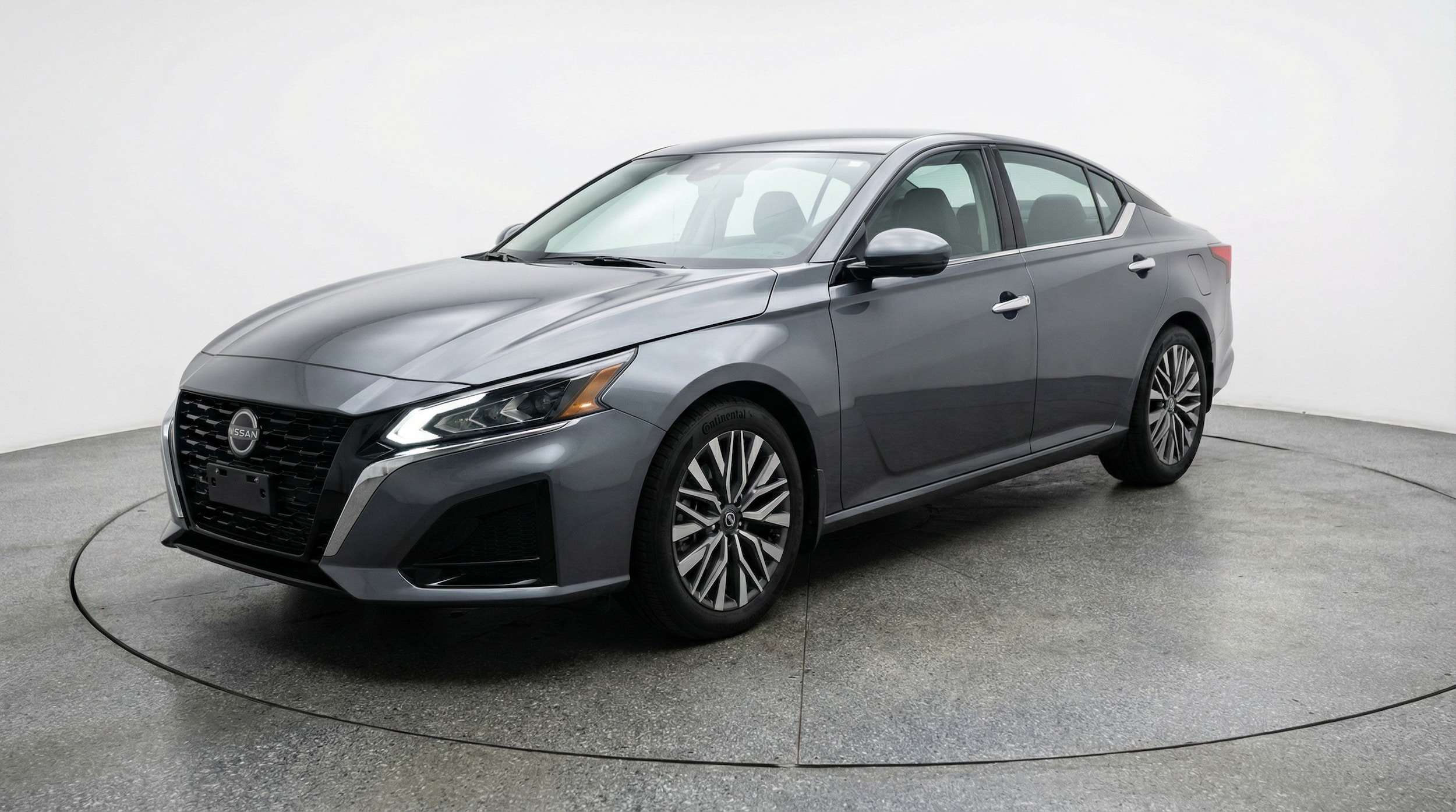 Thumbnail: 2025 Nissan Altima - 3