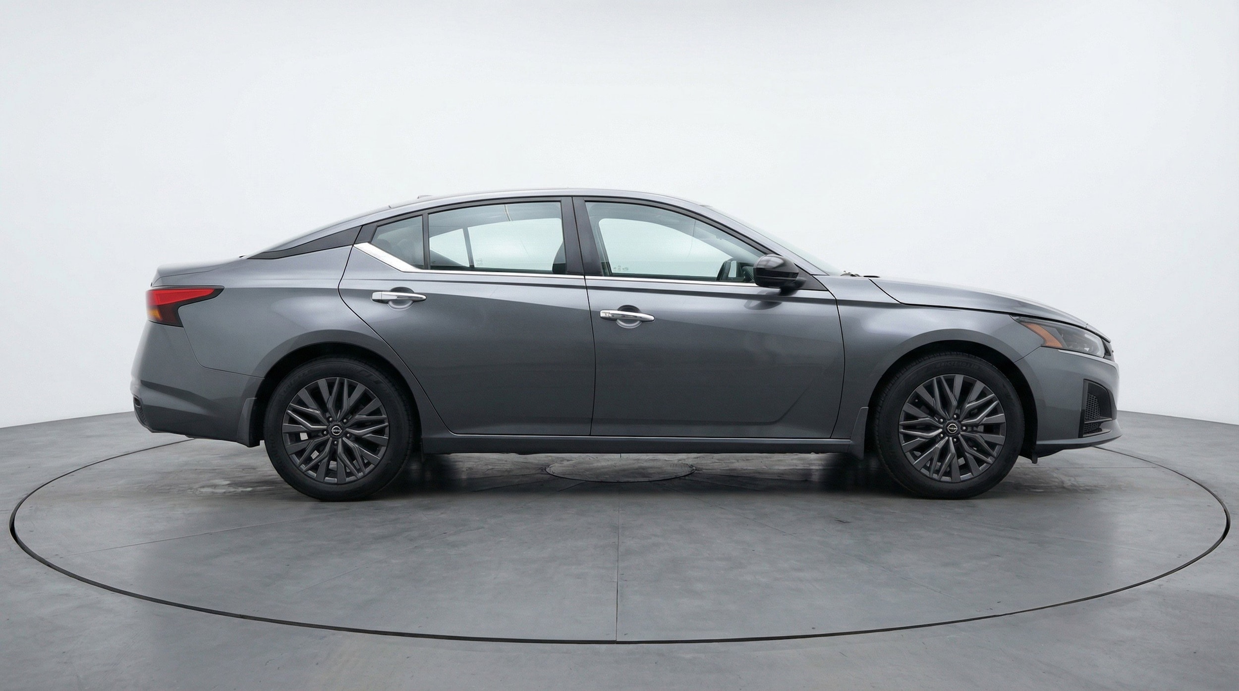 Thumbnail: 2025 Nissan Altima - 11