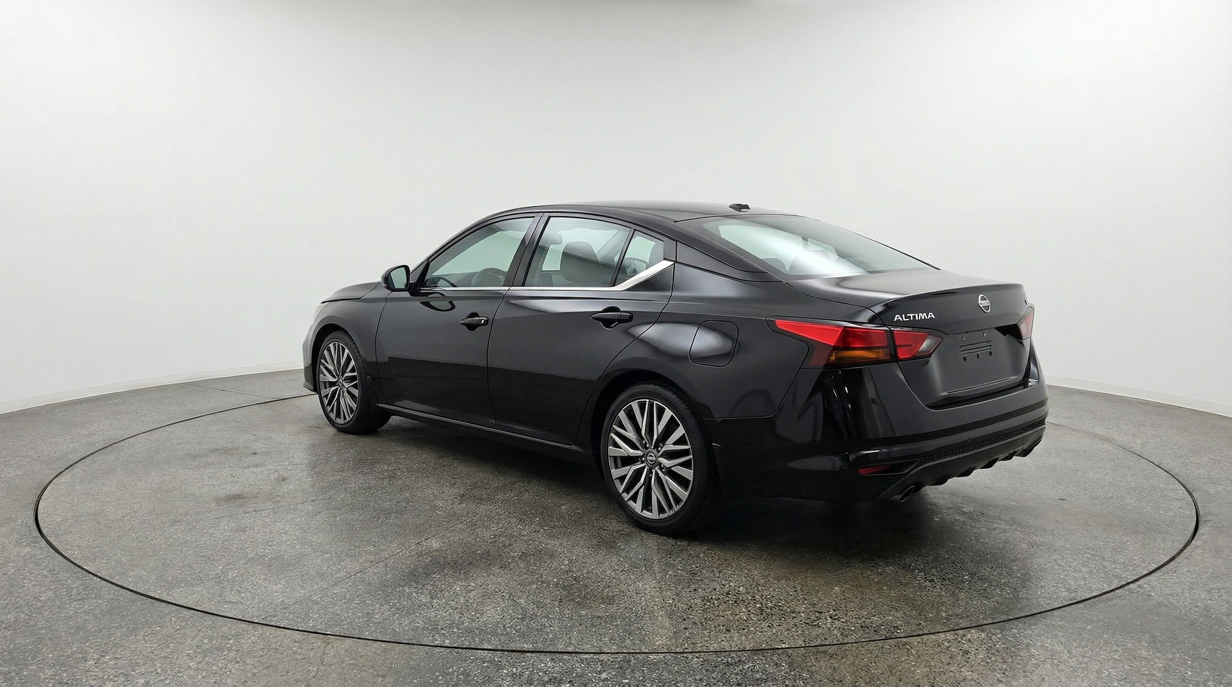 Thumbnail: 2025 Nissan Altima - 6
