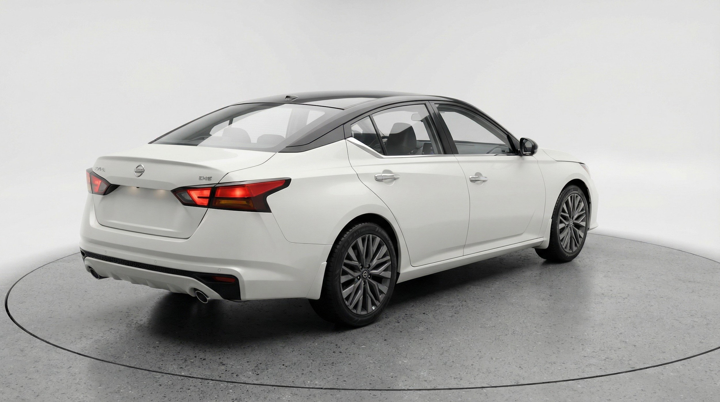 Thumbnail: 2025 Nissan Altima - 9