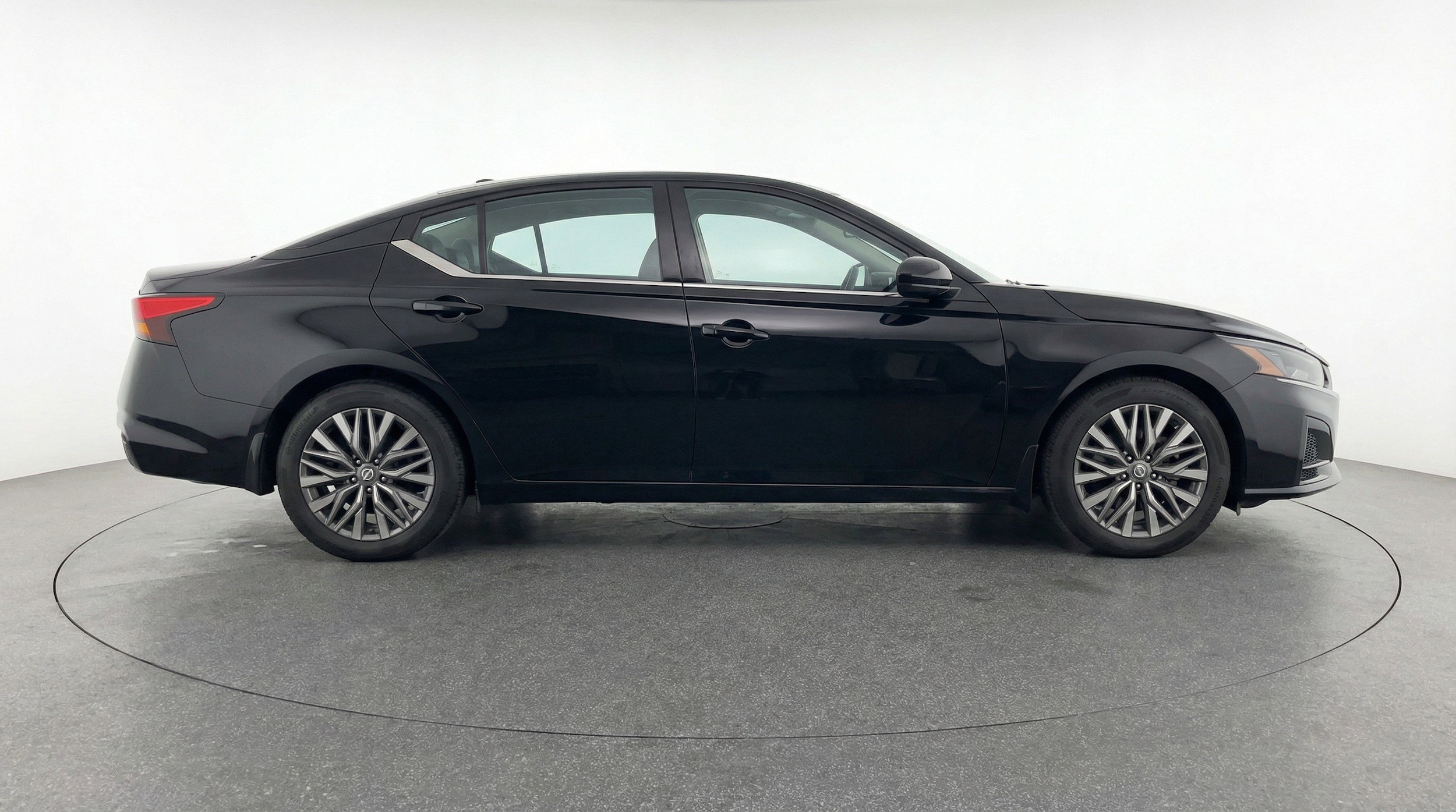 Thumbnail: 2025 Nissan Altima - 11