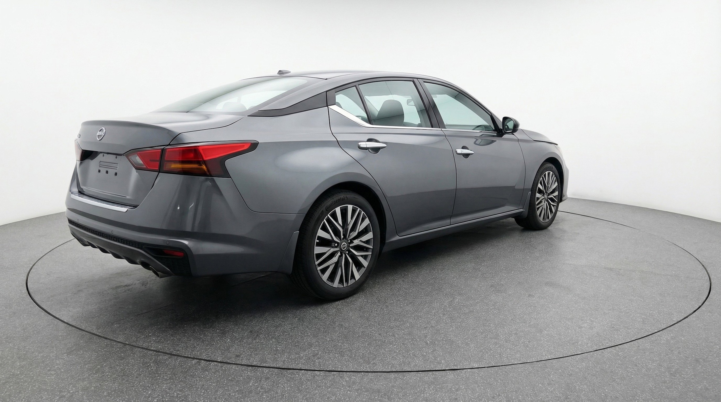 Thumbnail: 2025 Nissan Altima - 9