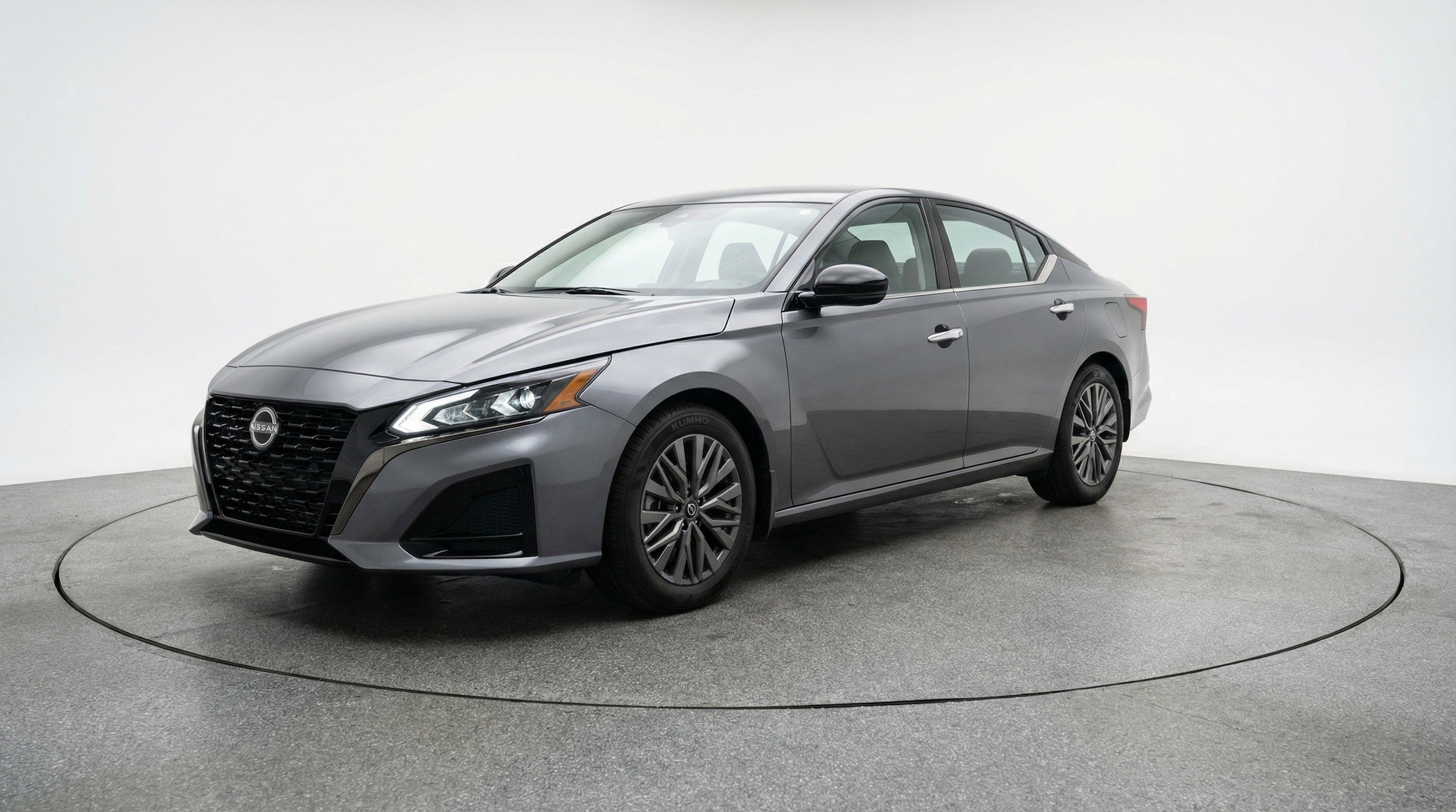 Thumbnail: 2025 Nissan Altima - 3