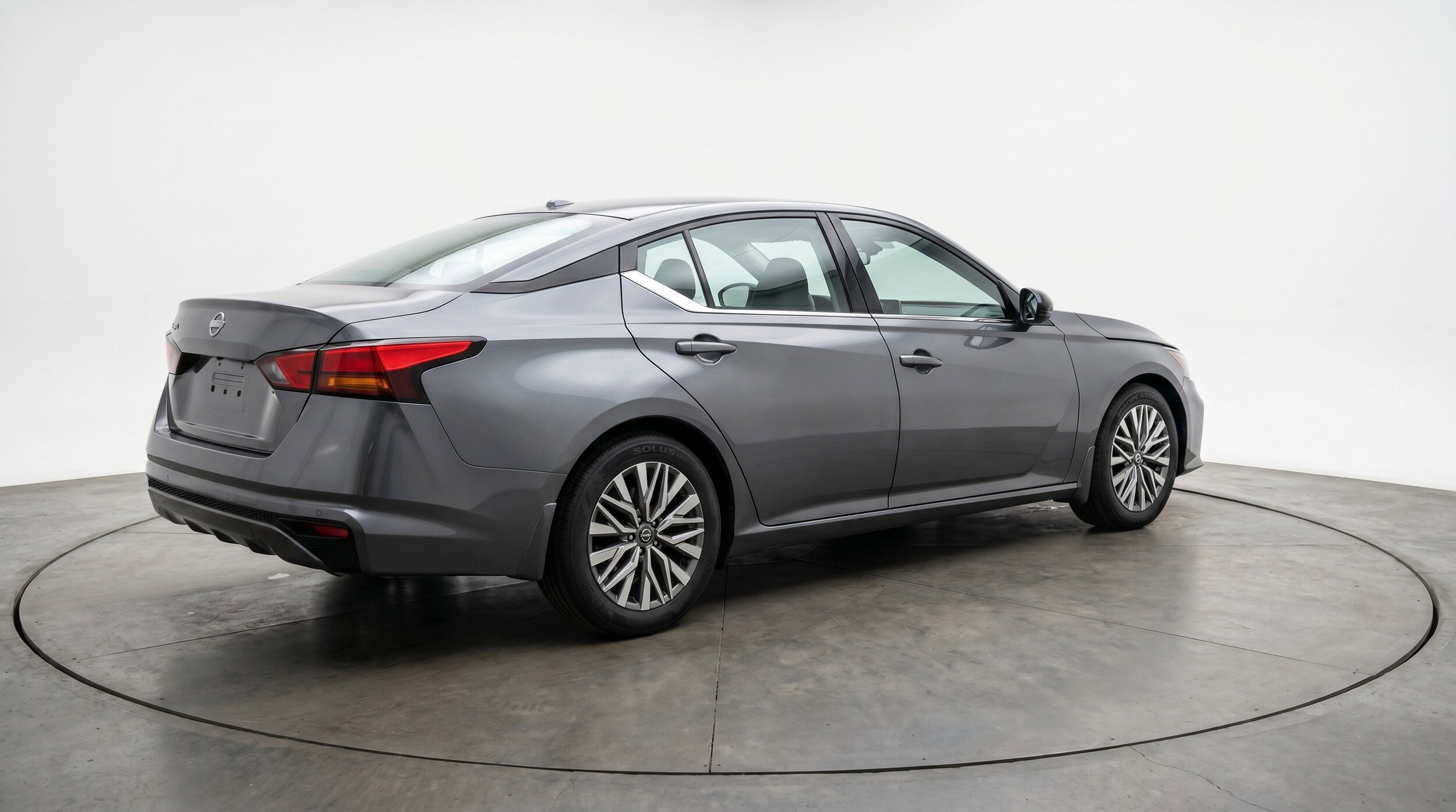 Thumbnail: 2025 Nissan Altima - 9