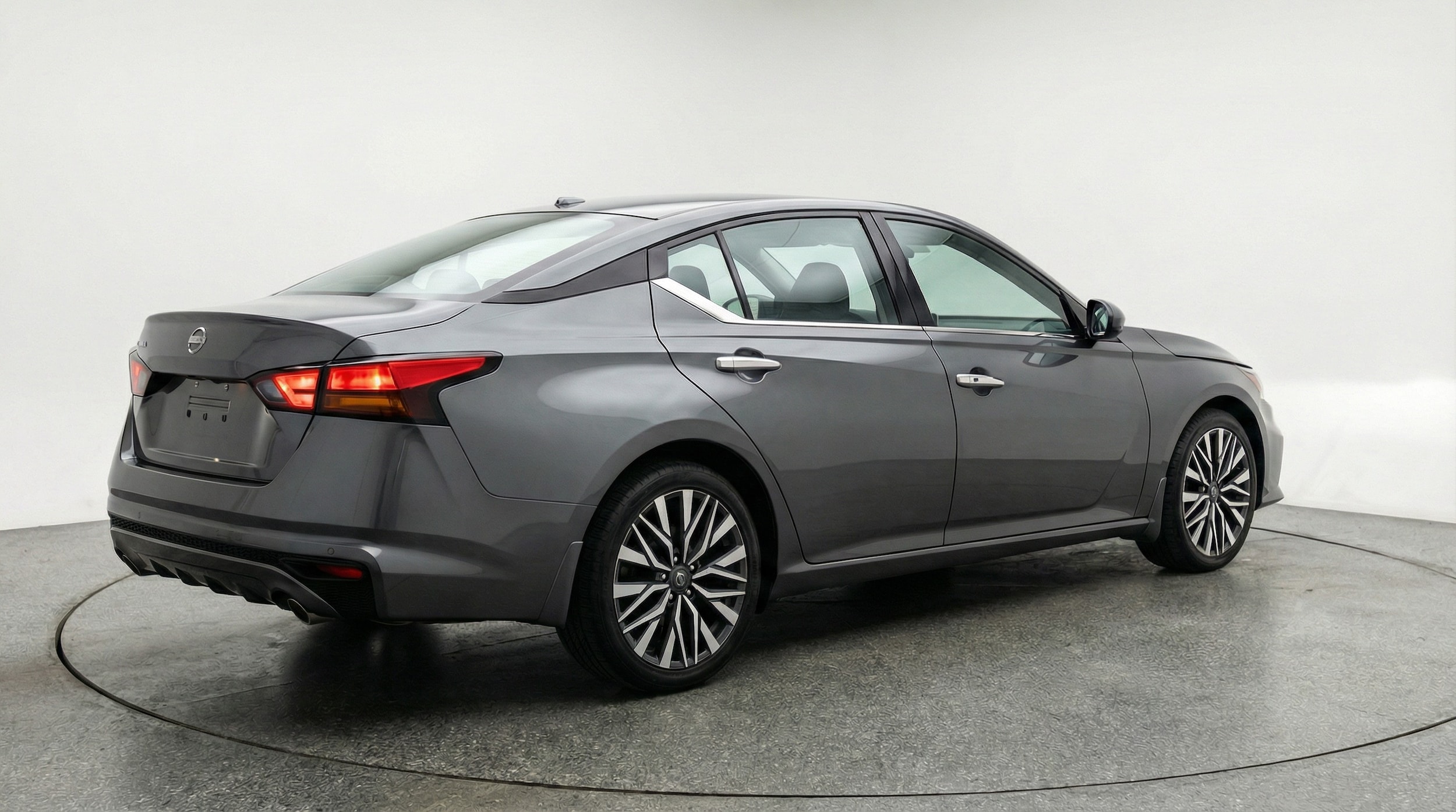 Thumbnail: 2025 Nissan Altima - 7