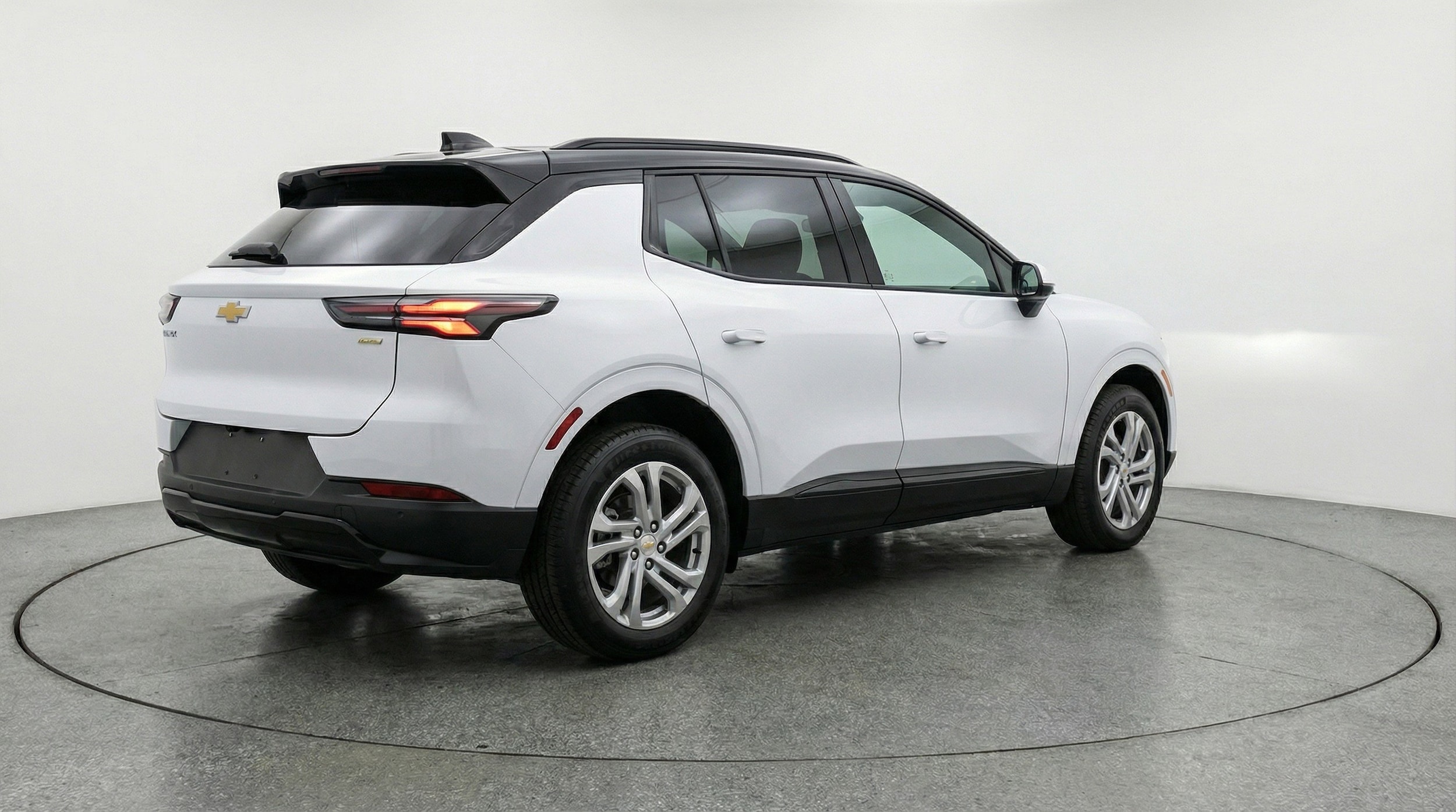 Thumbnail: 2025 Chevrolet Equinox - 9