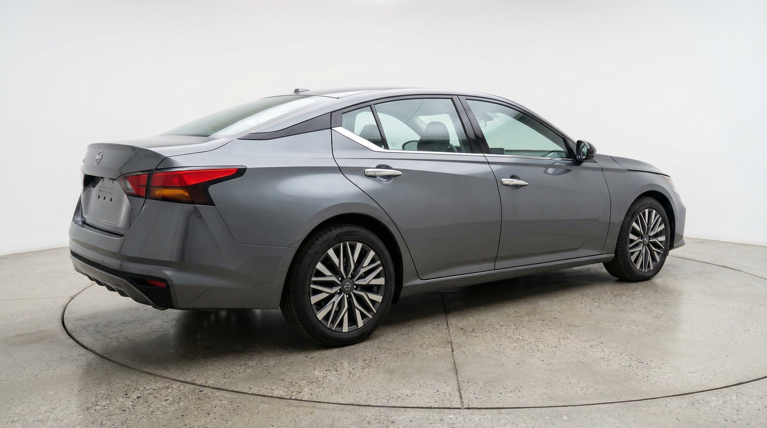 Thumbnail: 2025 Nissan Altima - 9