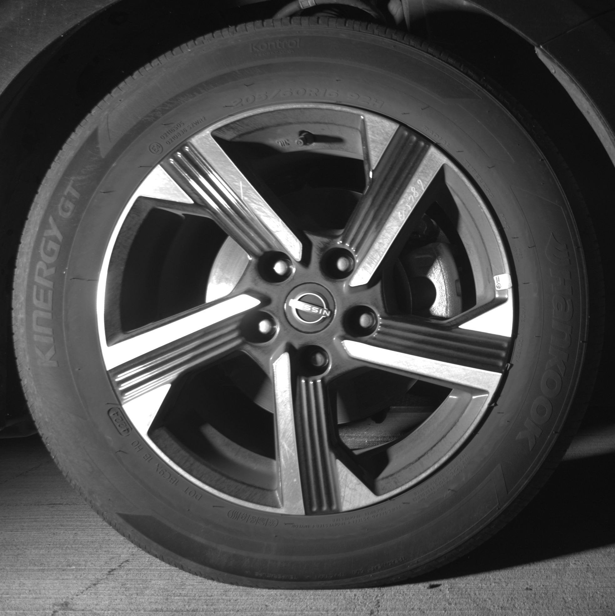 Thumbnail: 2025 Nissan Sentra - 13