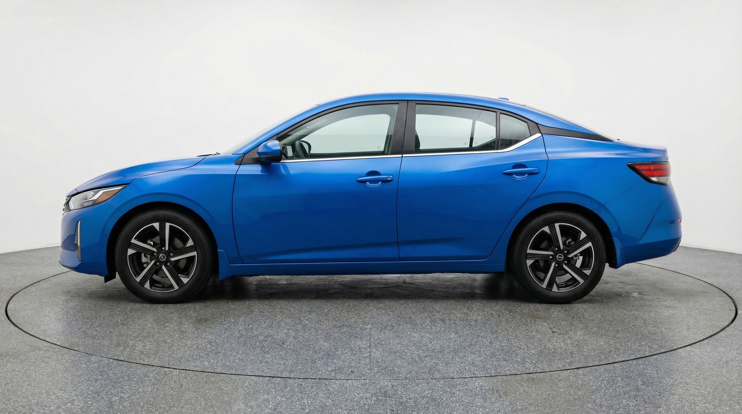 Thumbnail: 2025 Nissan Sentra - 5