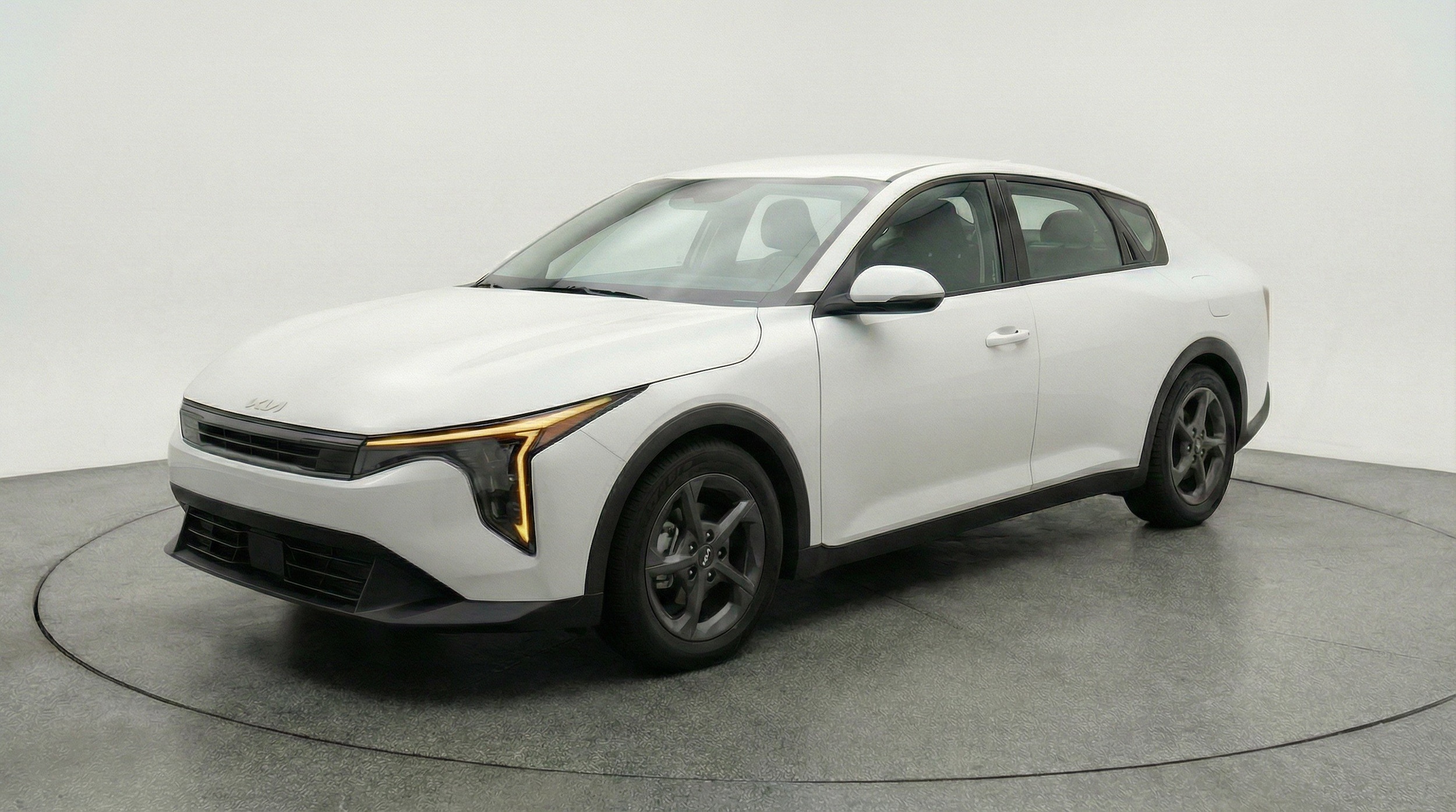 Thumbnail: 2025 Kia K4 - 3