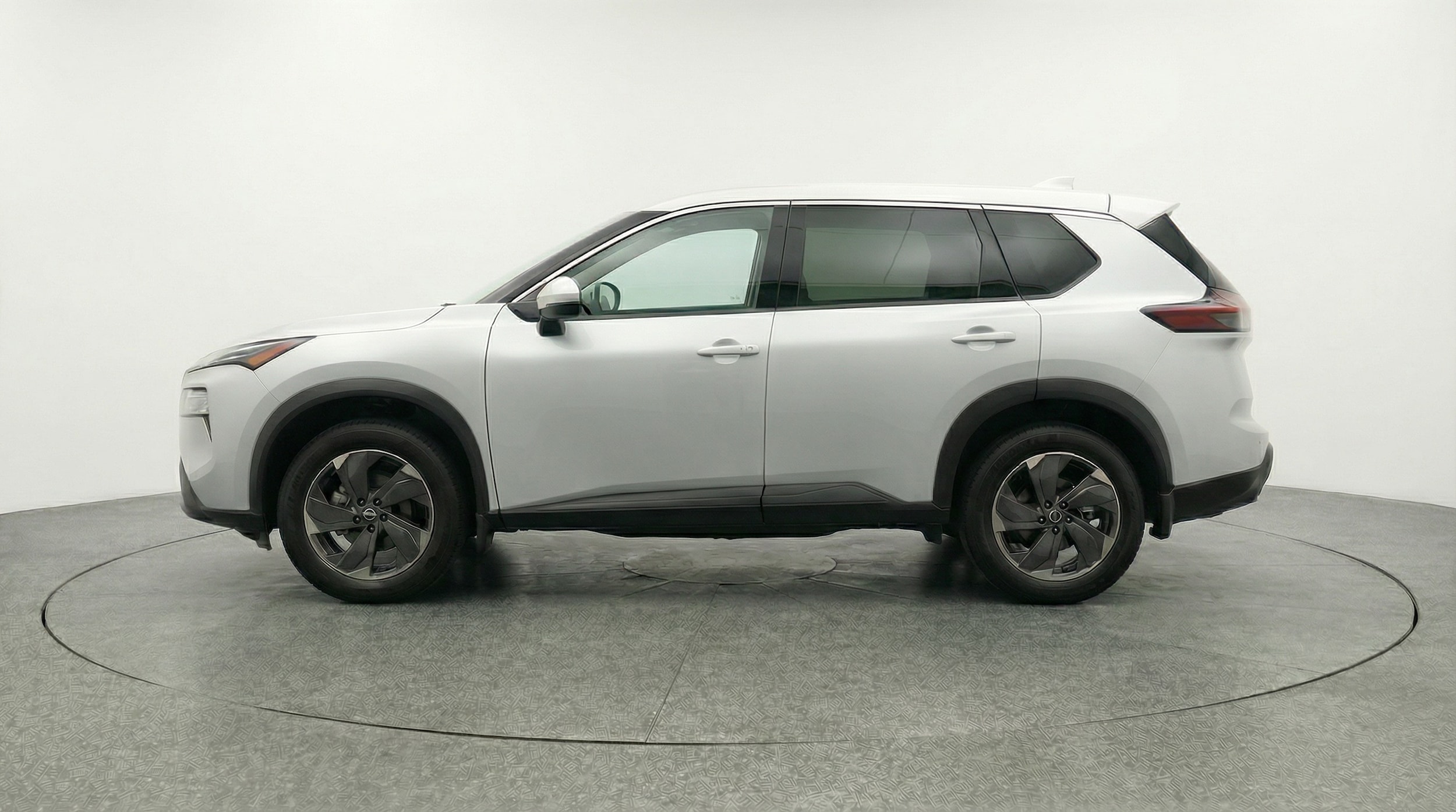 Thumbnail: 2025 Nissan Rogue - 4