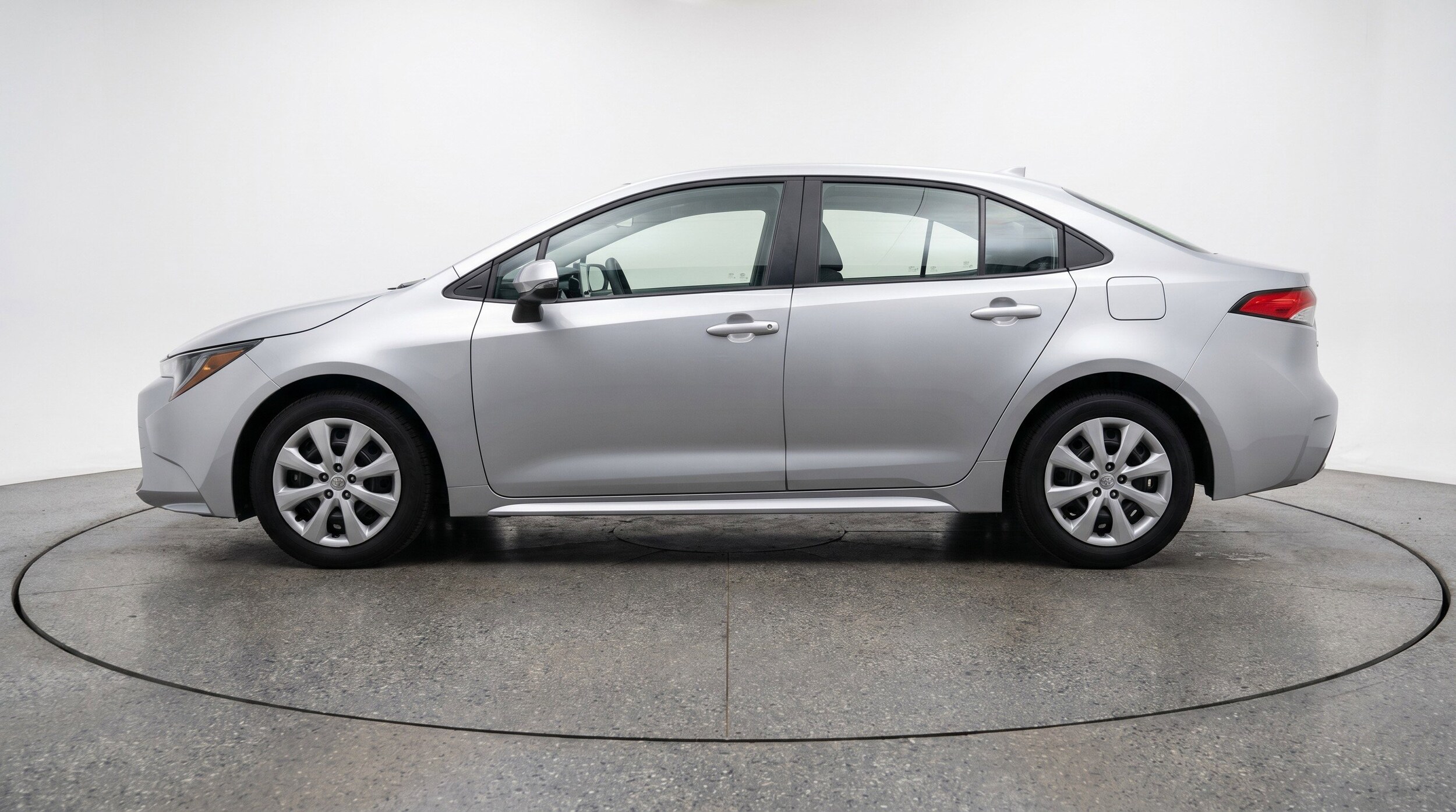 Thumbnail: 2025 Toyota Corolla - 5