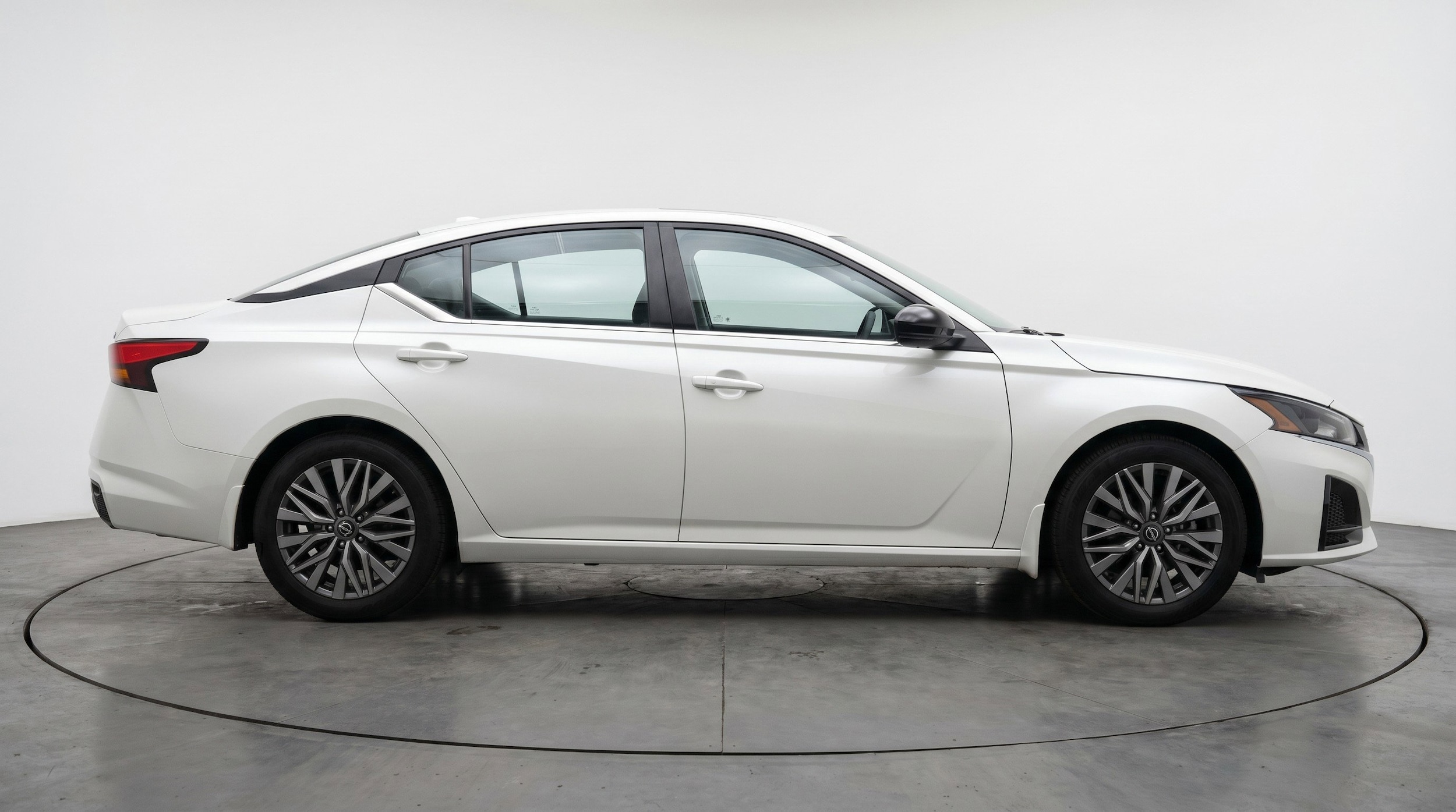 Thumbnail: 2025 Nissan Altima - 11