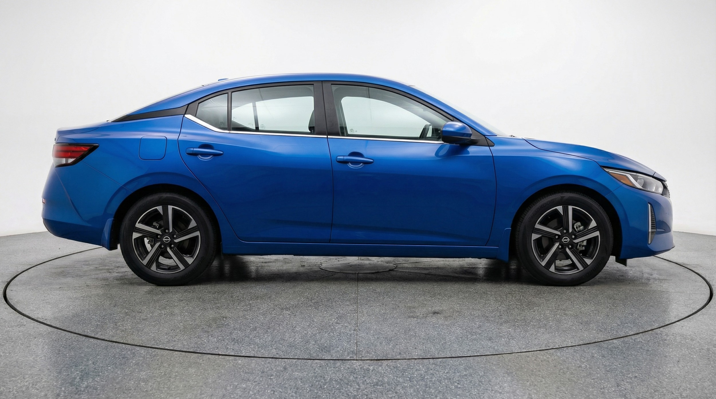 Thumbnail: 2025 Nissan Sentra - 8