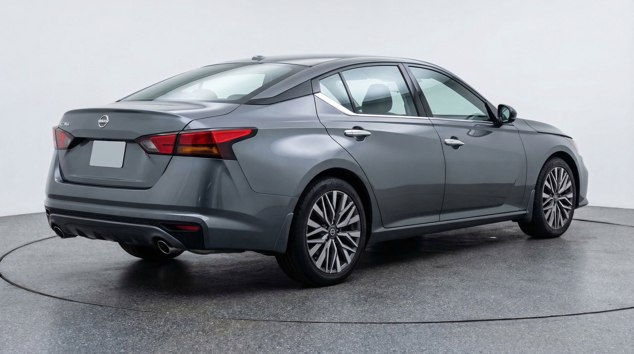 Thumbnail: 2025 Nissan Altima - 9