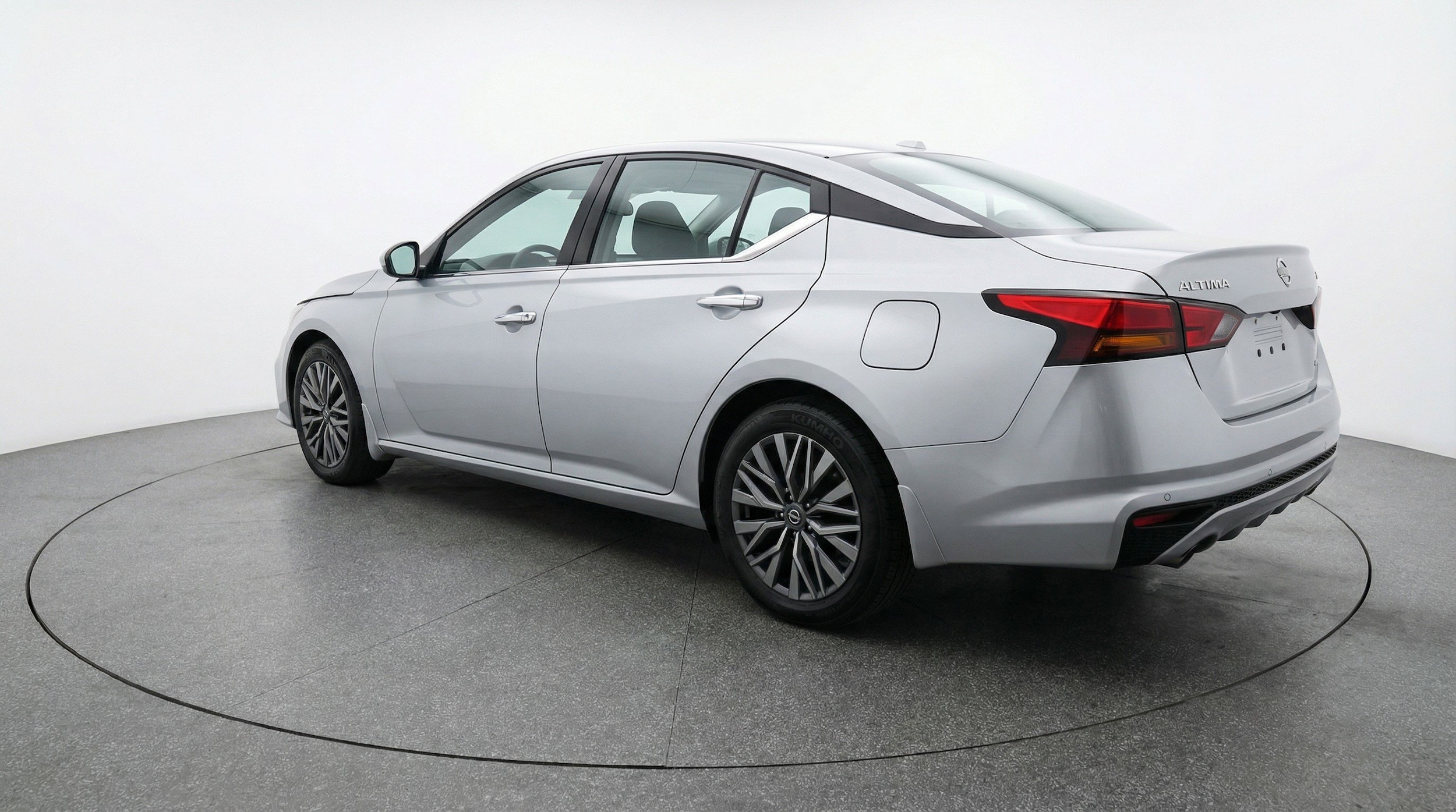 Thumbnail: 2025 Nissan Altima - 6