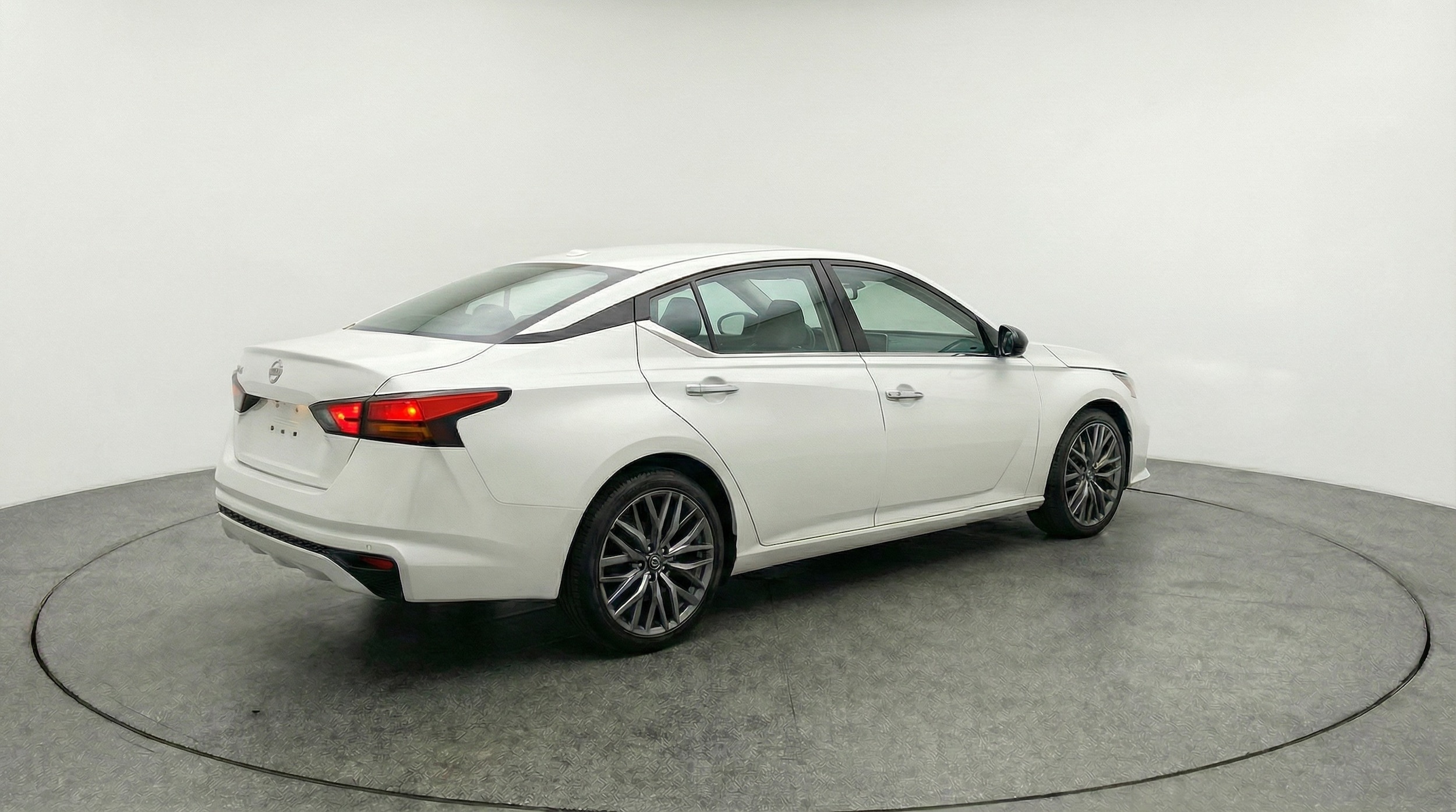 Thumbnail: 2025 Nissan Altima - 7