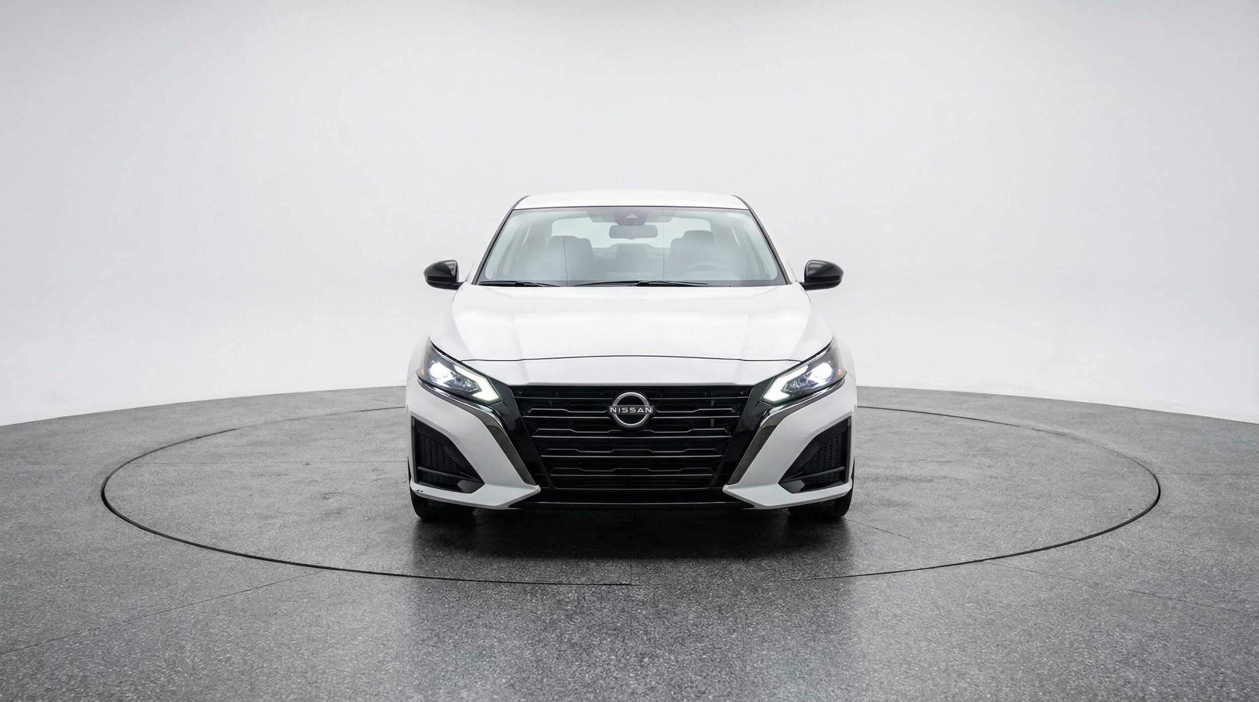 Thumbnail: 2025 Nissan Altima - 2