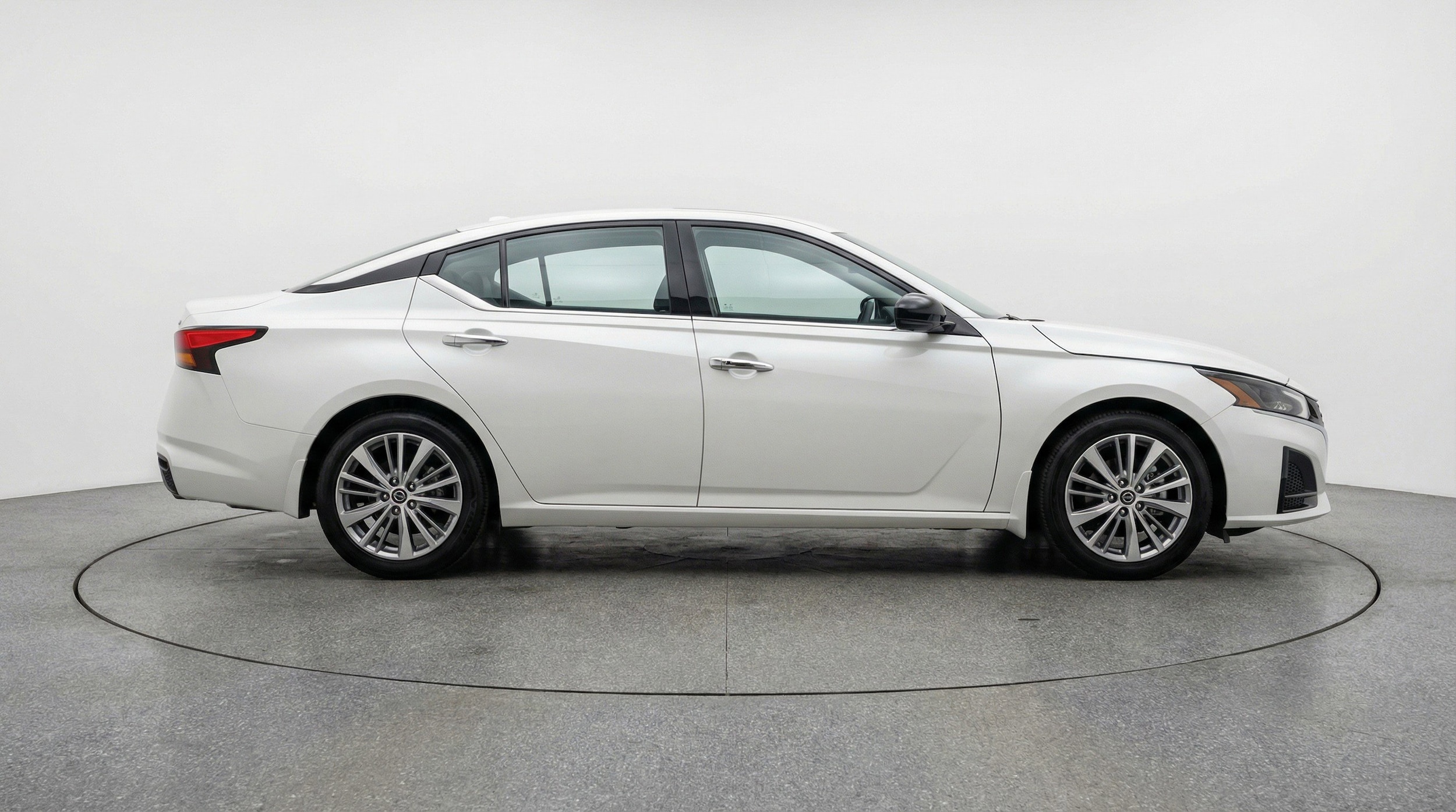 Thumbnail: 2025 Nissan Altima - 11