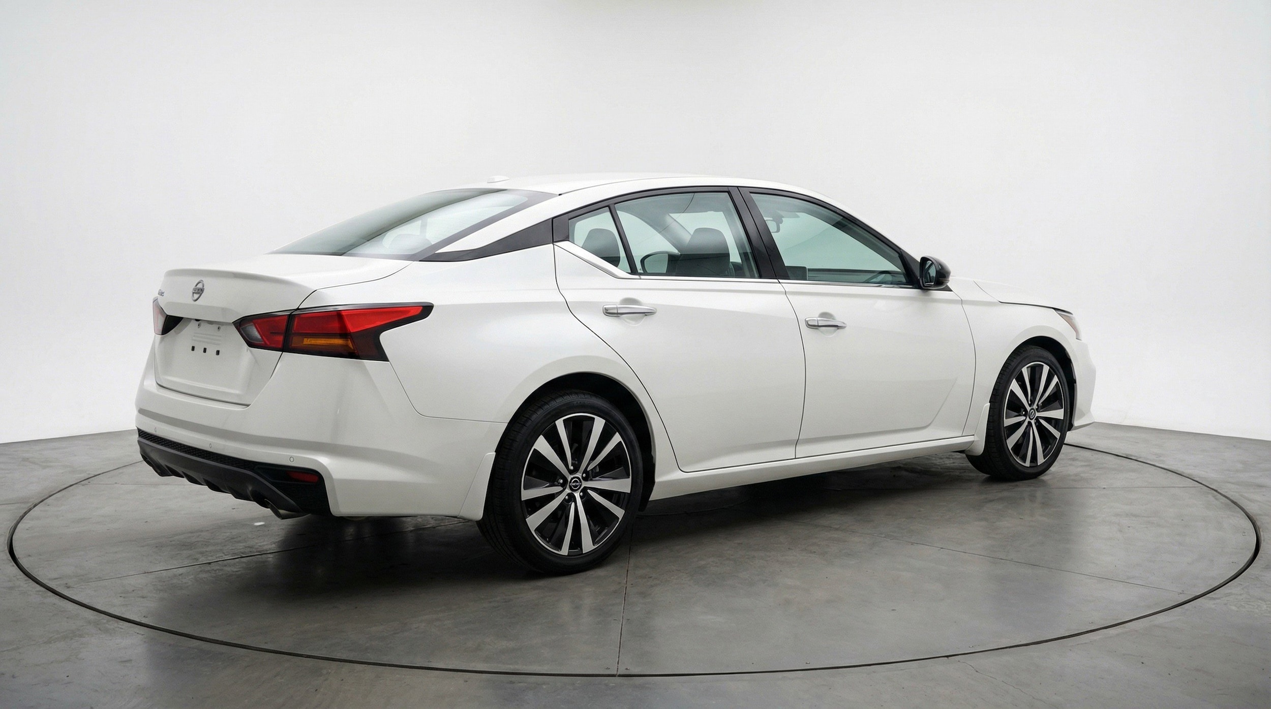 Thumbnail: 2025 Nissan Altima - 9