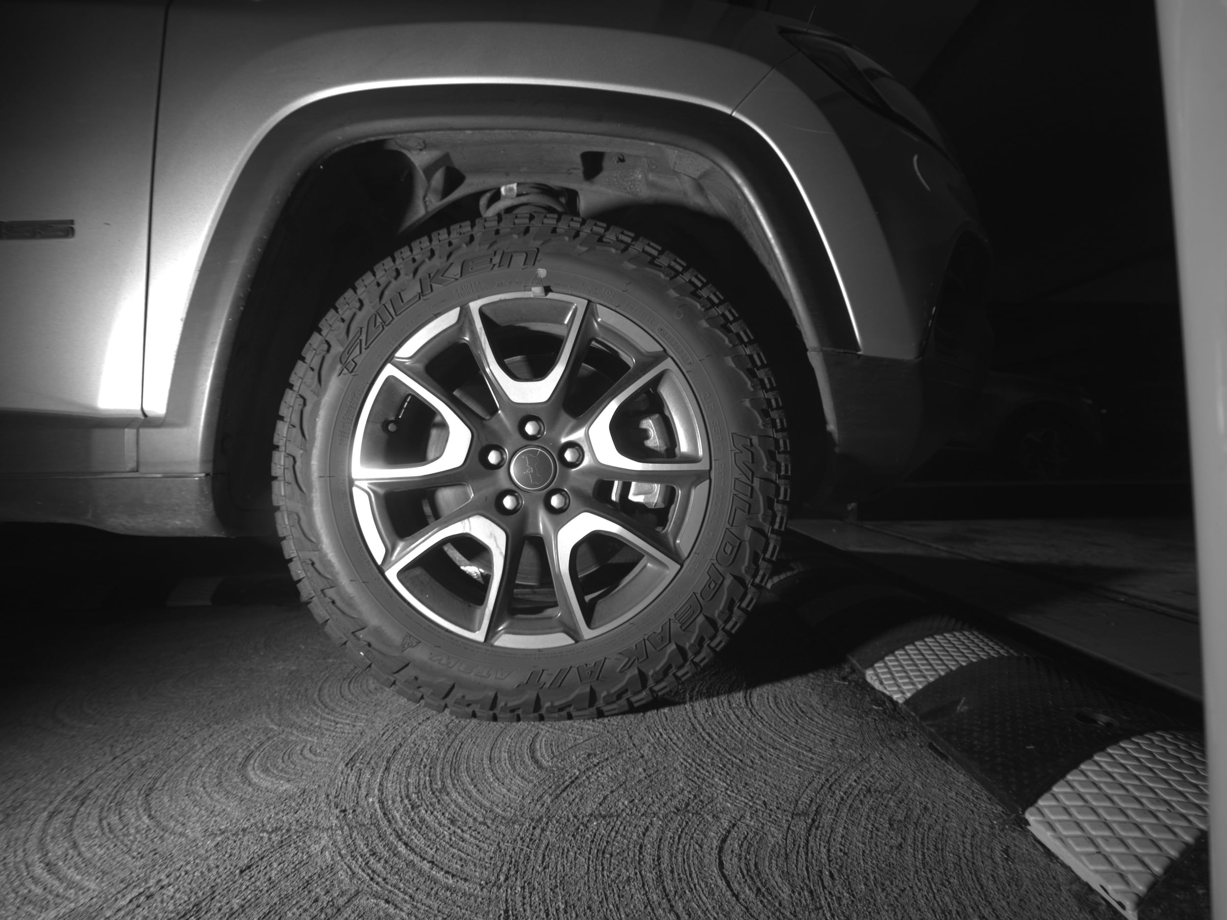 Thumbnail: 2025 Jeep Compass - 13