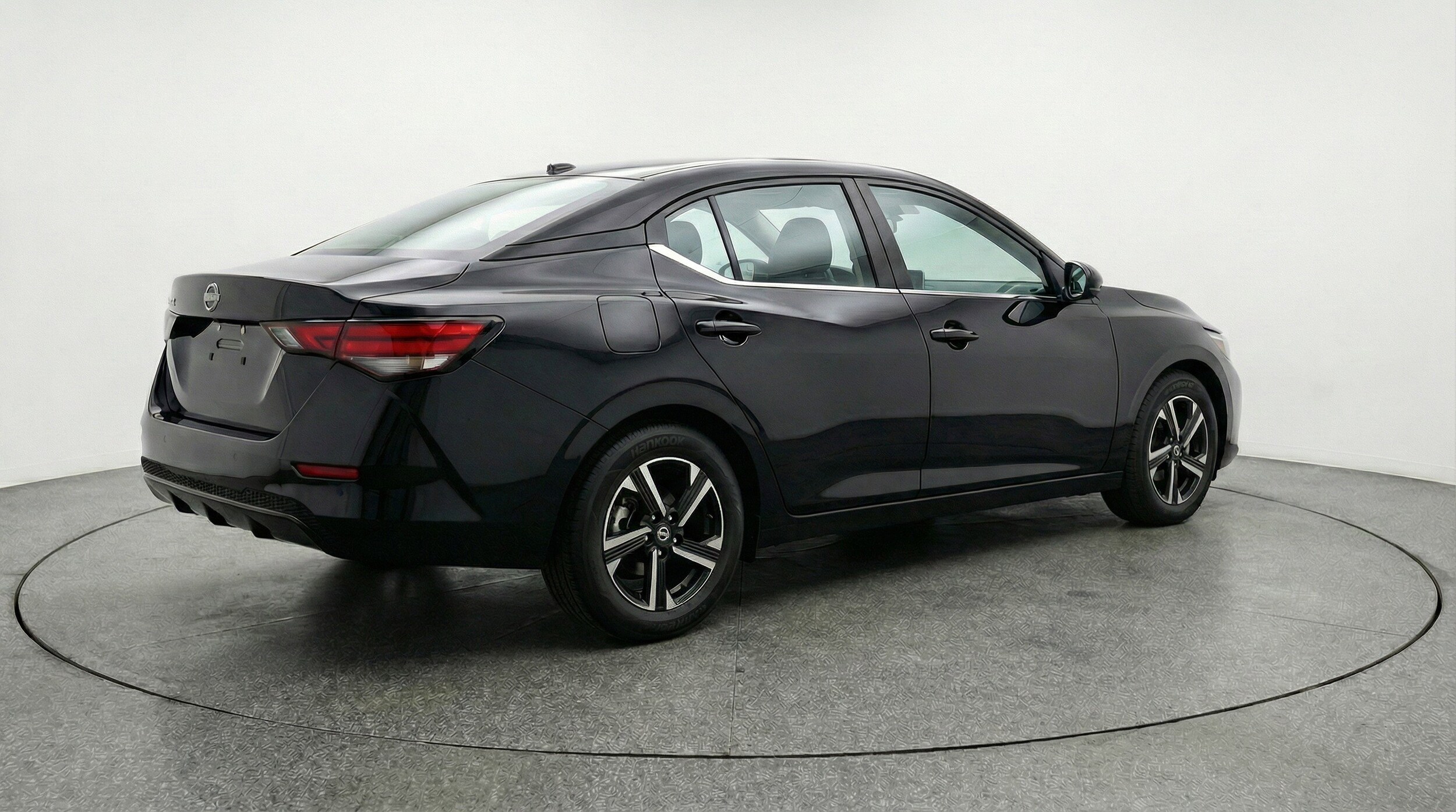 Thumbnail: 2025 Nissan Sentra - 9