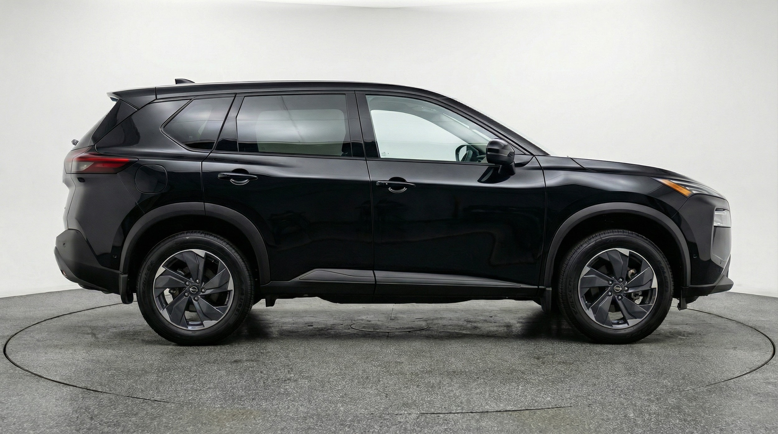 Thumbnail: 2025 Nissan Rogue - 8