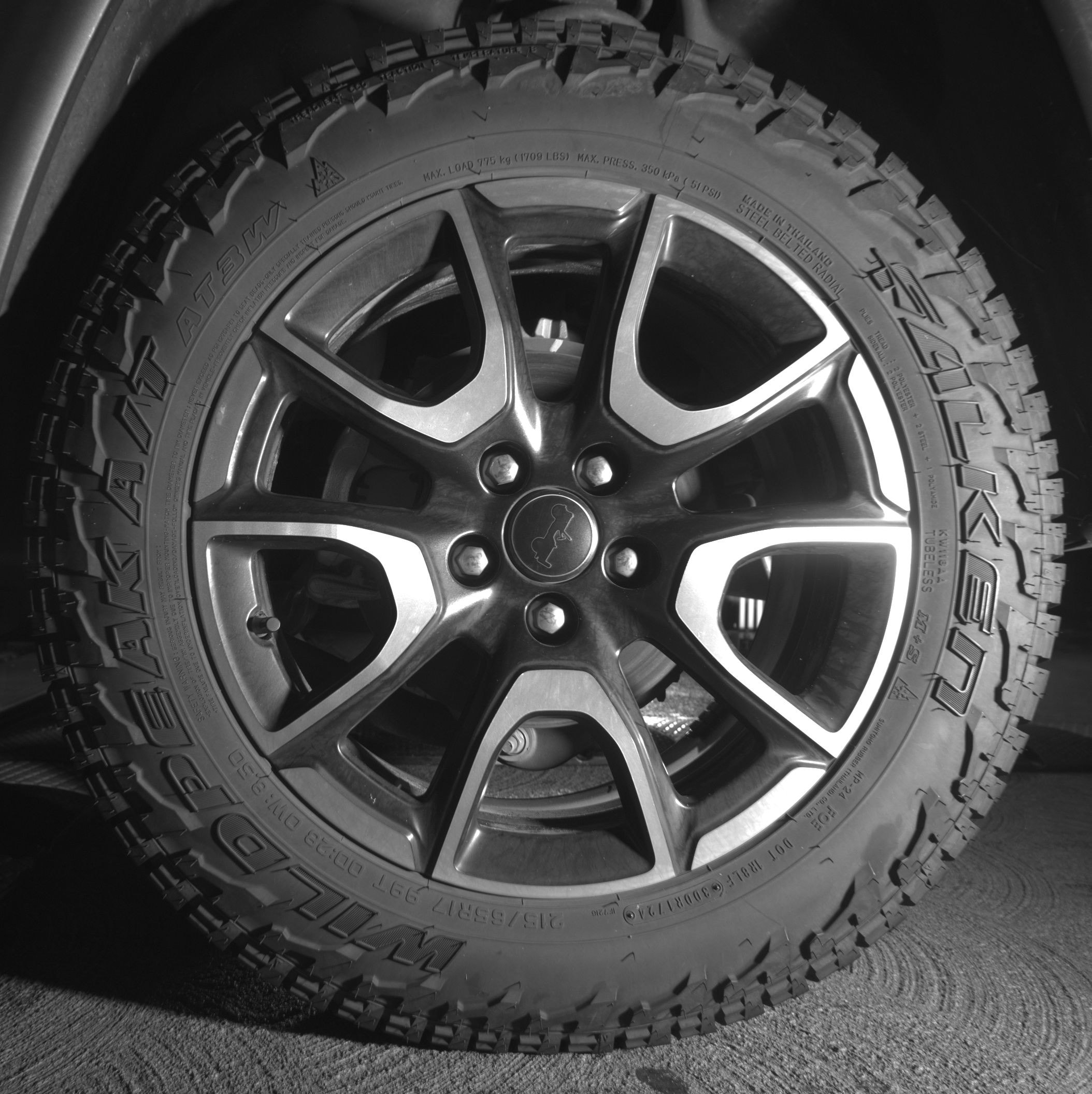 Thumbnail: 2025 Jeep Compass - 11