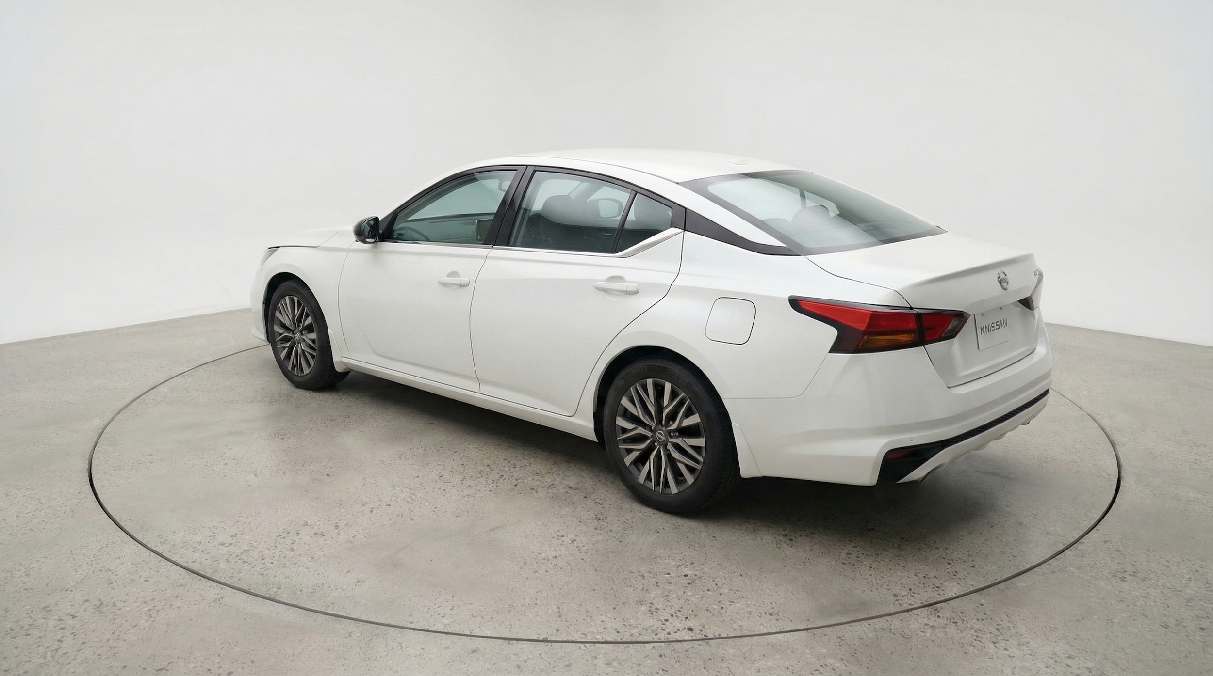 Thumbnail: 2025 Nissan Altima - 5