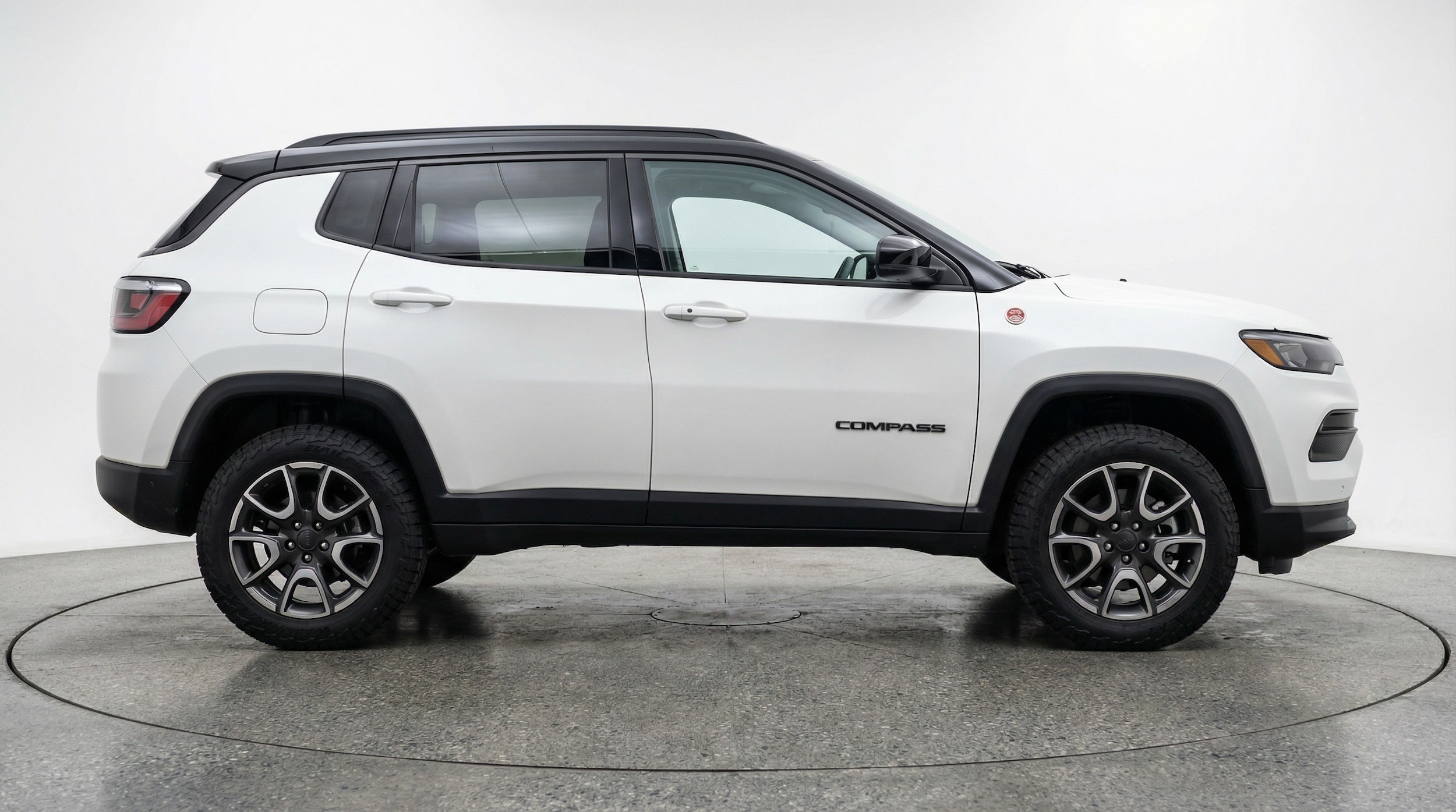 Thumbnail: 2025 Jeep Compass - 8