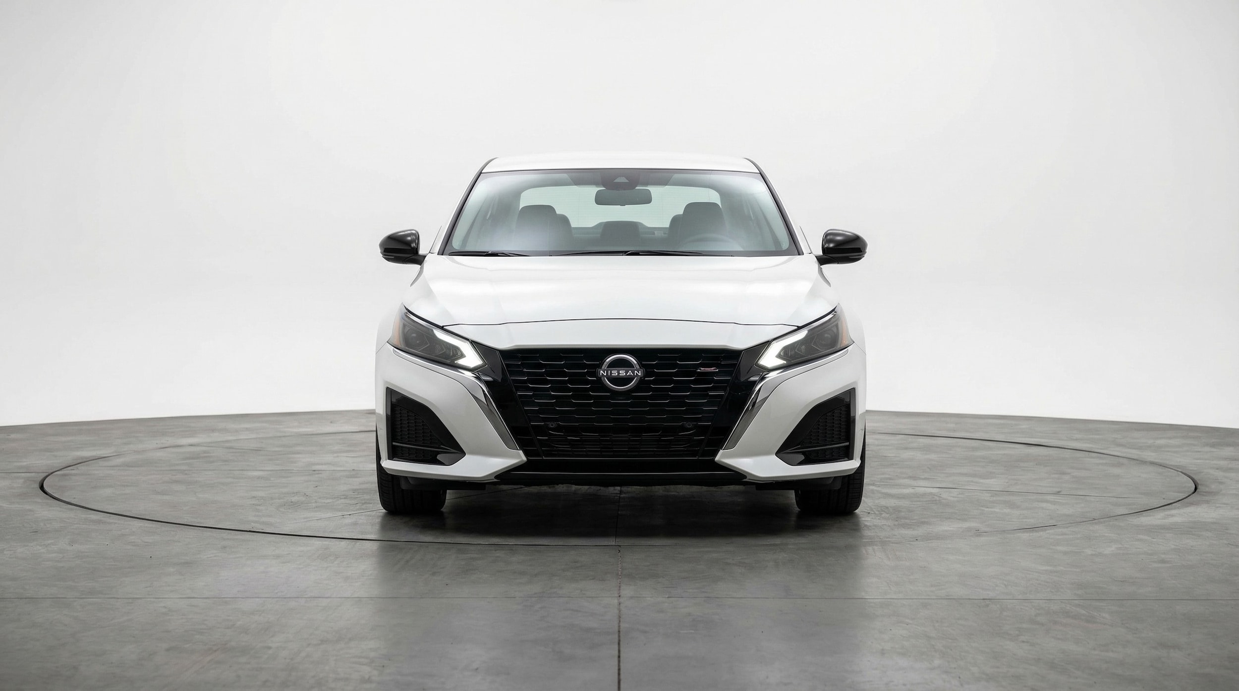 Thumbnail: 2025 Nissan Altima - 2