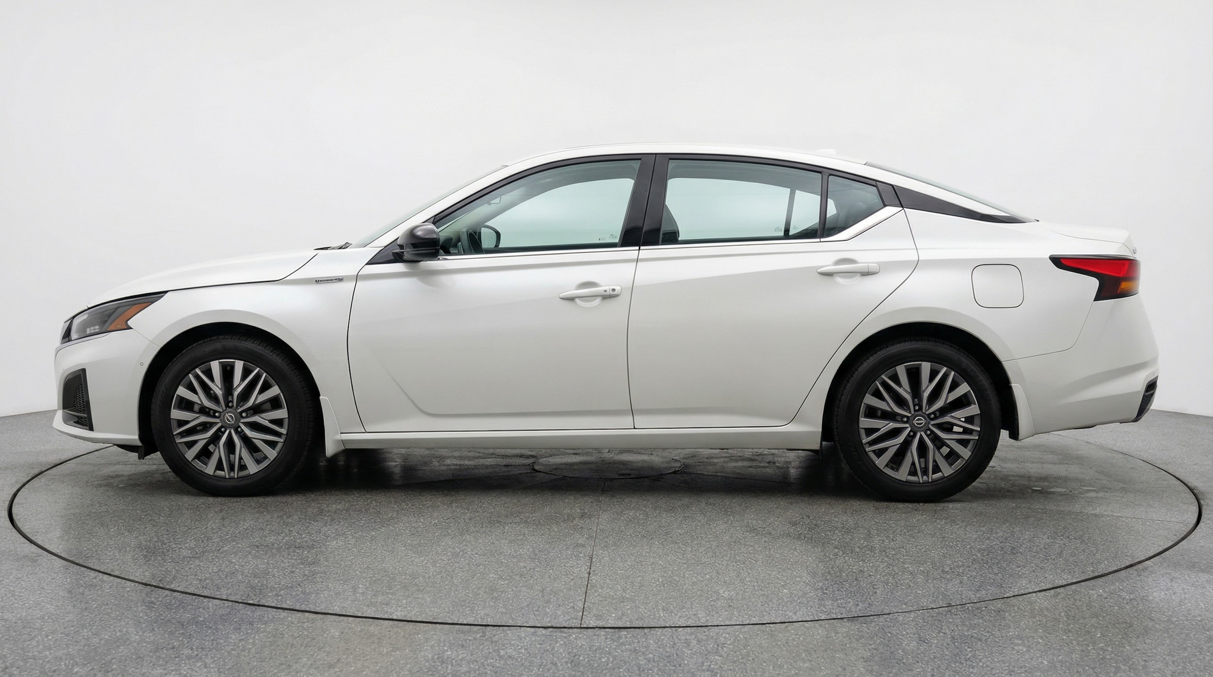 Thumbnail: 2025 Nissan Altima - 4